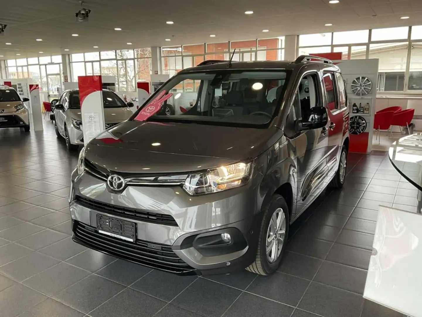 Toyota Proace City electric l1 50kwh d luxury Grigio - 1