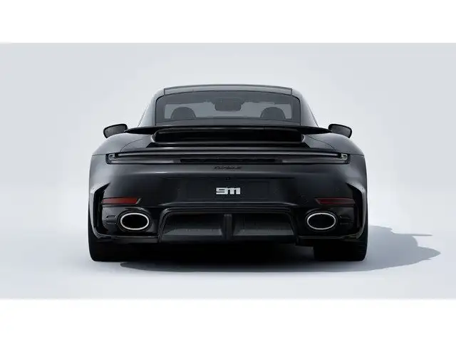 Porsche 992 view 7