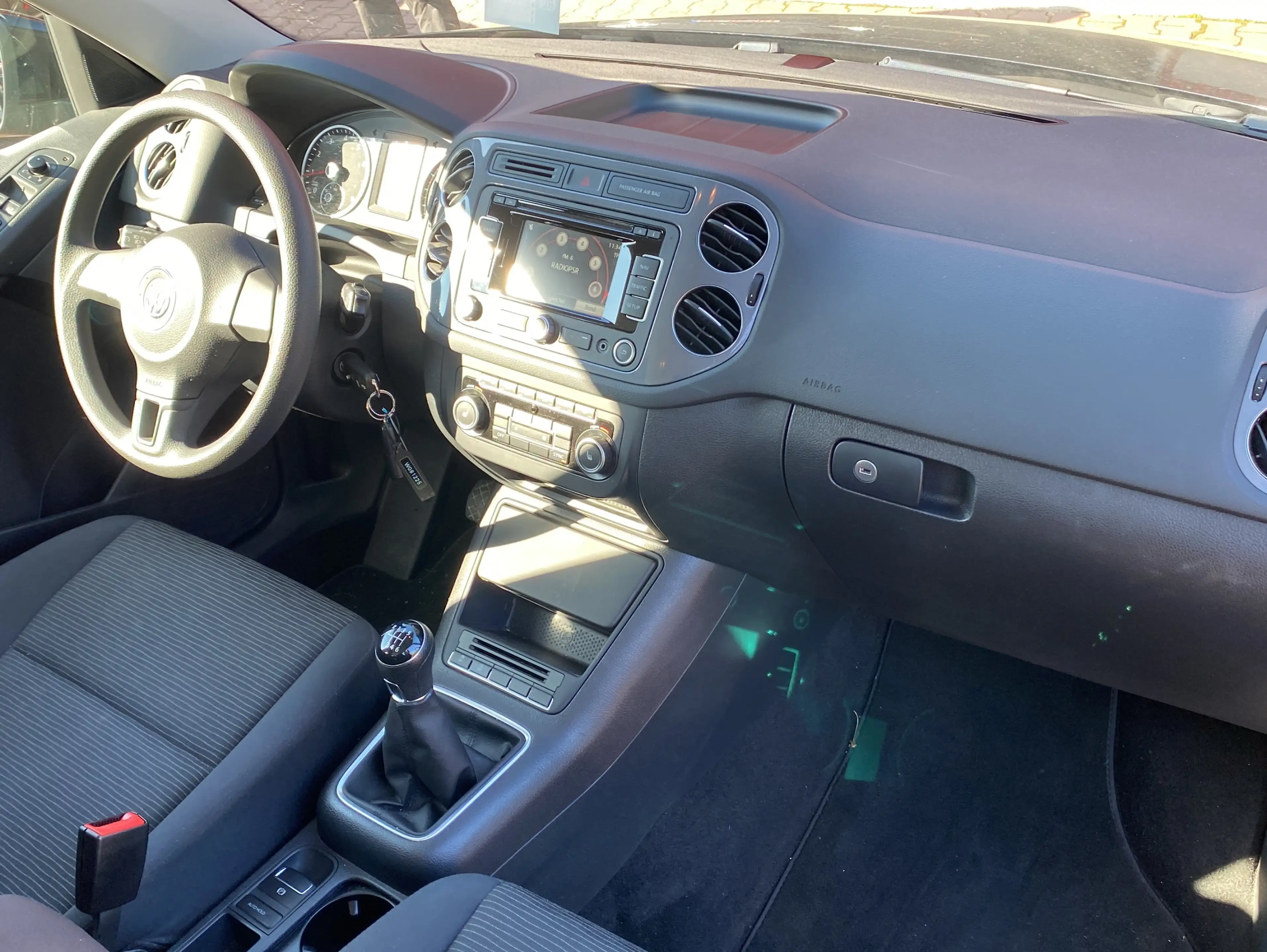 Volkswagen Tiguan 1.4 TSI Trend & Fun BMT*Sitzh.*Navi* — photo 12
