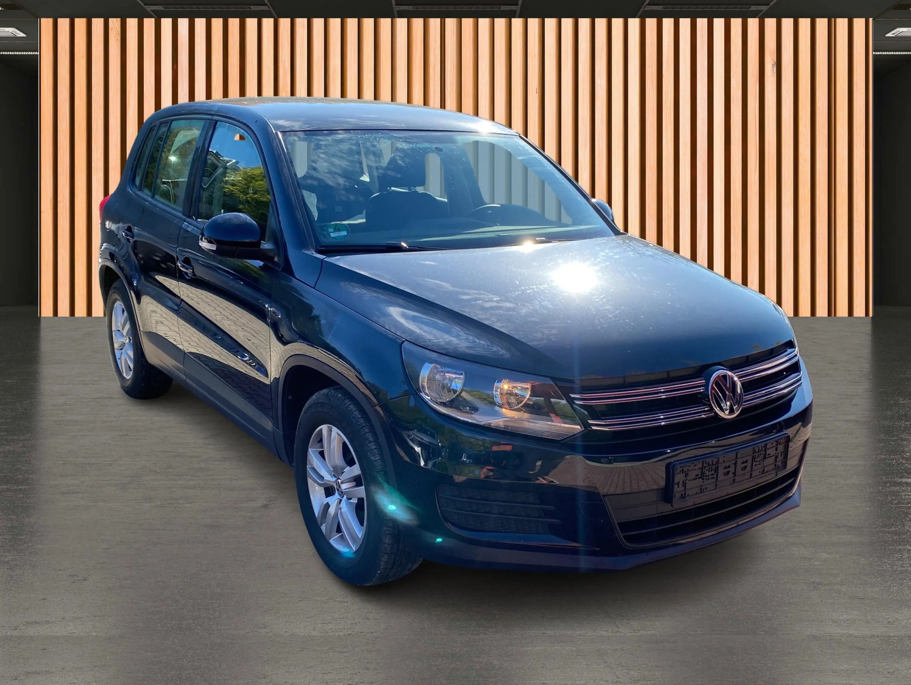 Volkswagen Tiguan 1.4 TSI Trend & Fun BMT*Sitzh.*Navi* — photo 5