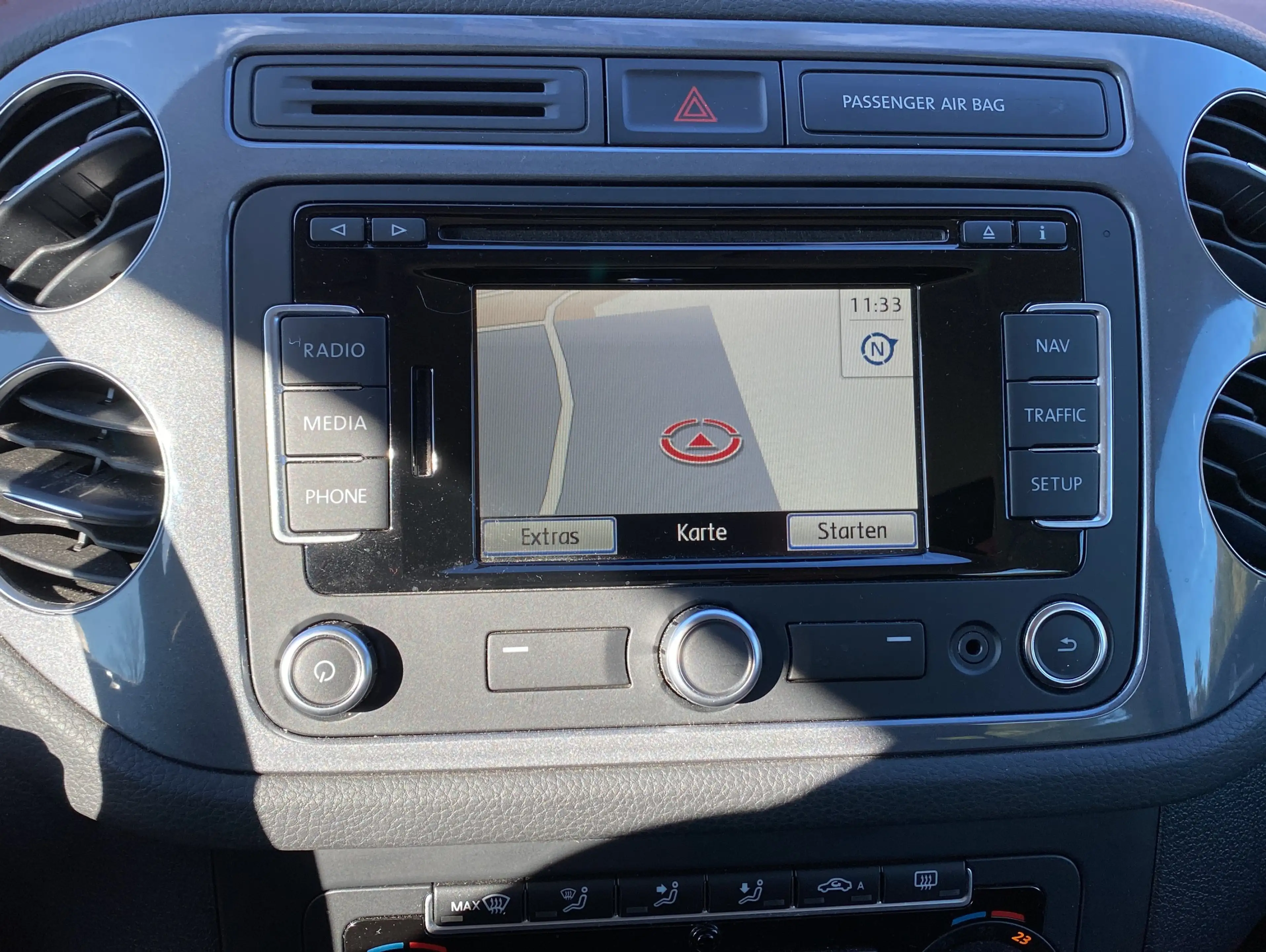 Volkswagen Tiguan 1.4 TSI Trend & Fun BMT*Sitzh.*Navi* — photo 8