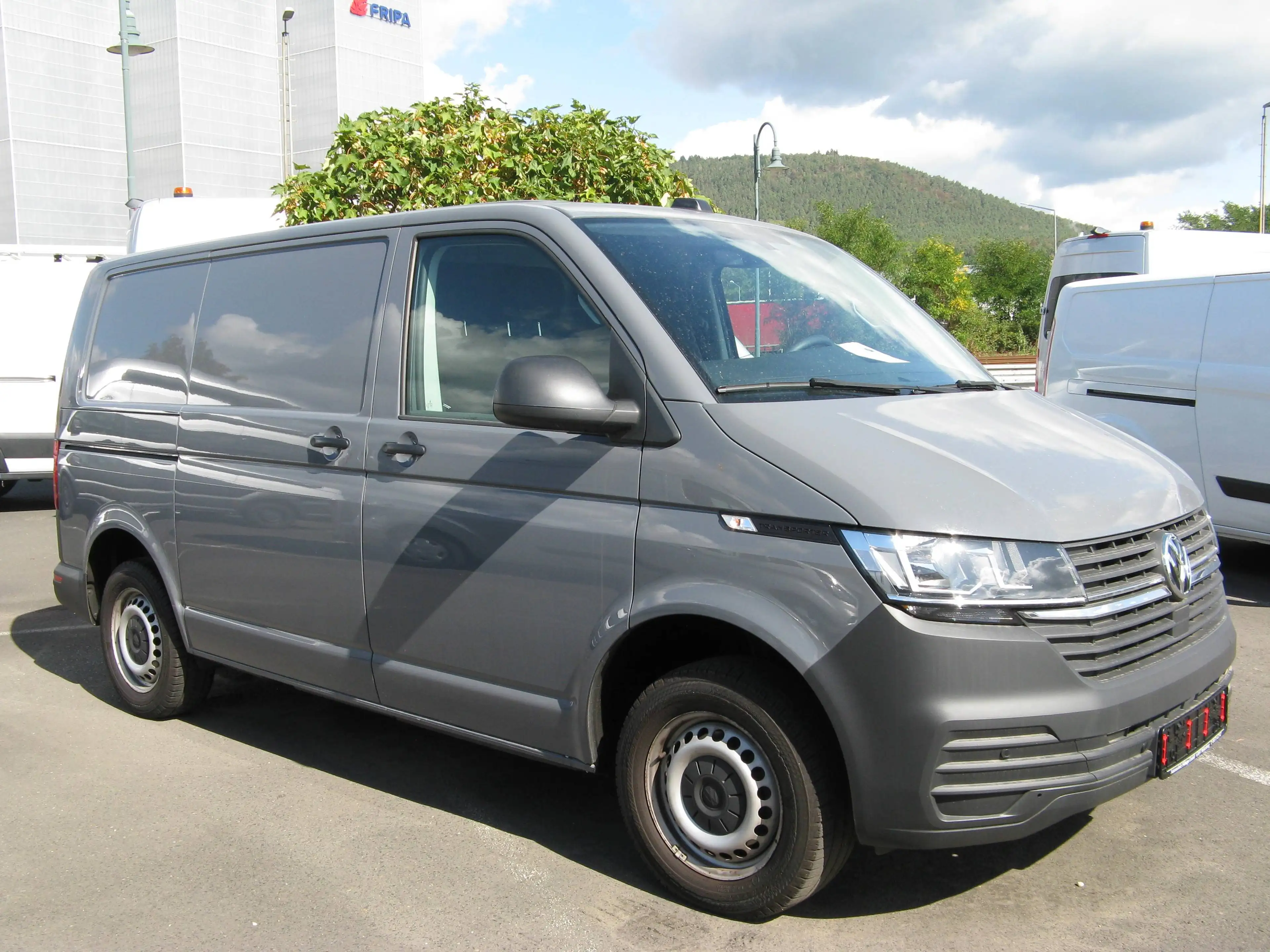 Volkswagen T6.1 Transporter FWD 2.0 TDI 150PS KAM PDC AUTOM-GG 1HD