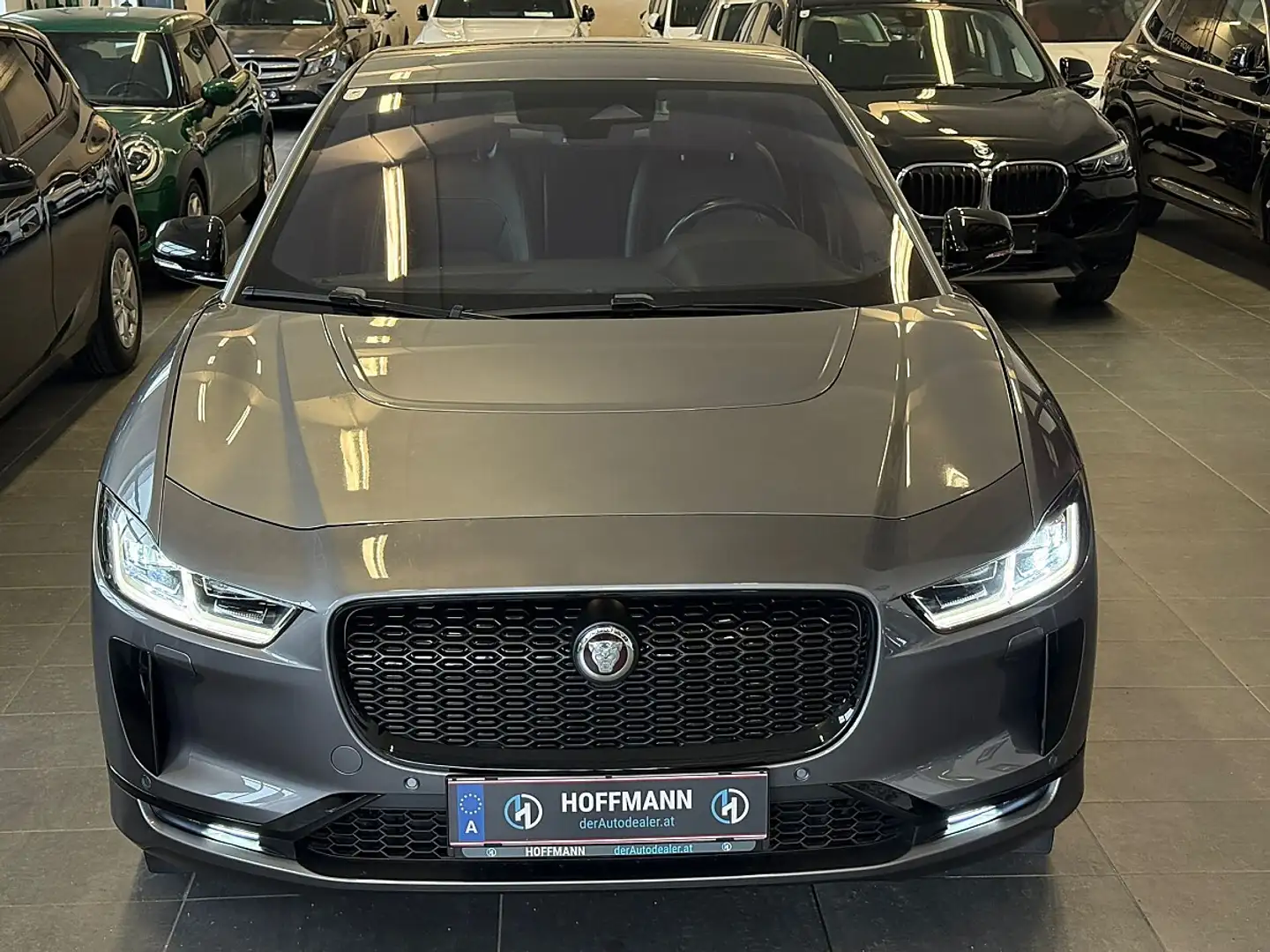 Jaguar I-Pace Austria Edition EV320 AWD,LH/Leder/el.Sitze, AC... Grau - 2