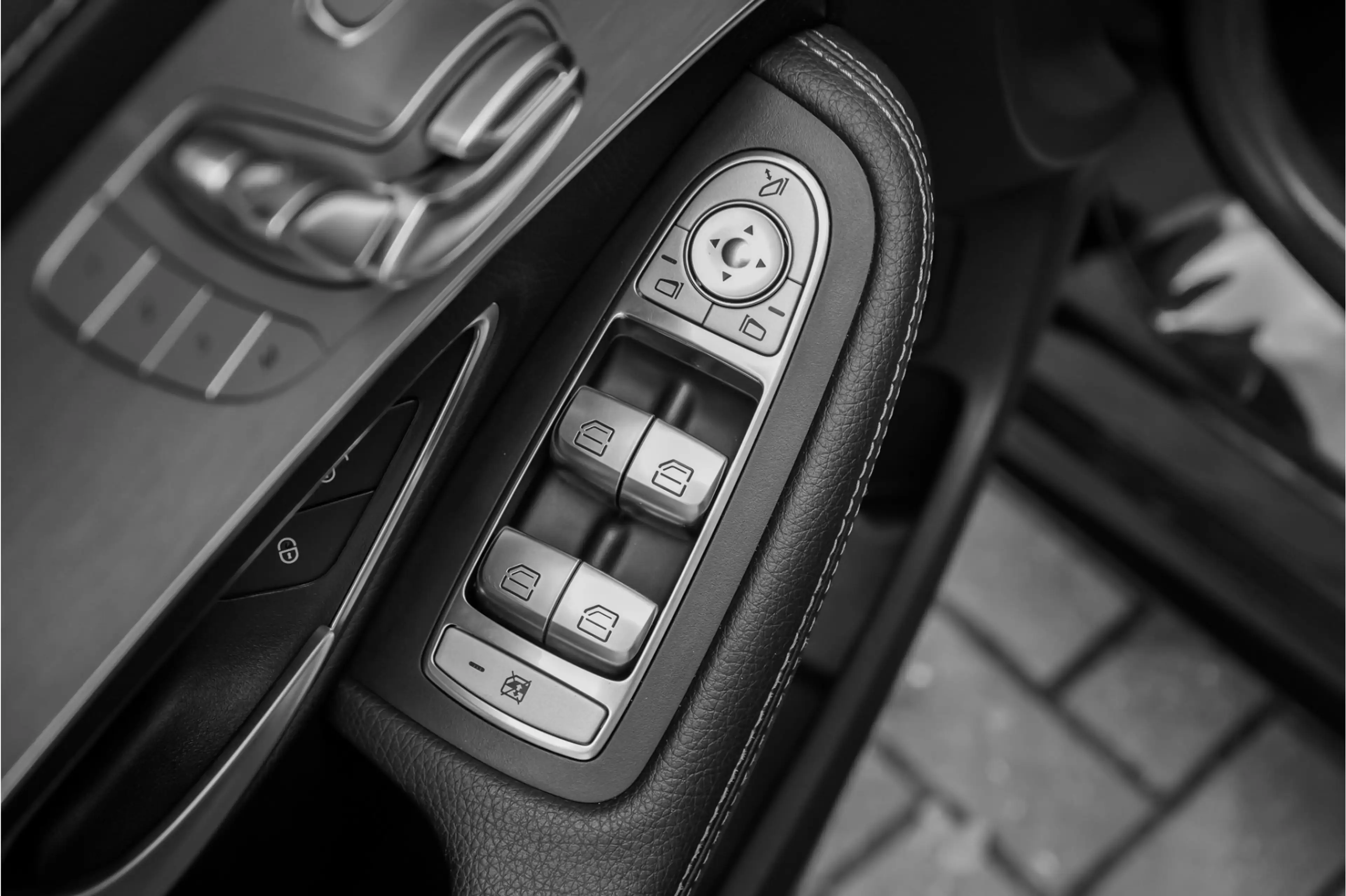 Mercedes-Benz C 400 Estate 4MATIC AMG Airmatic Pano ACC Burmester HUD — photo 42