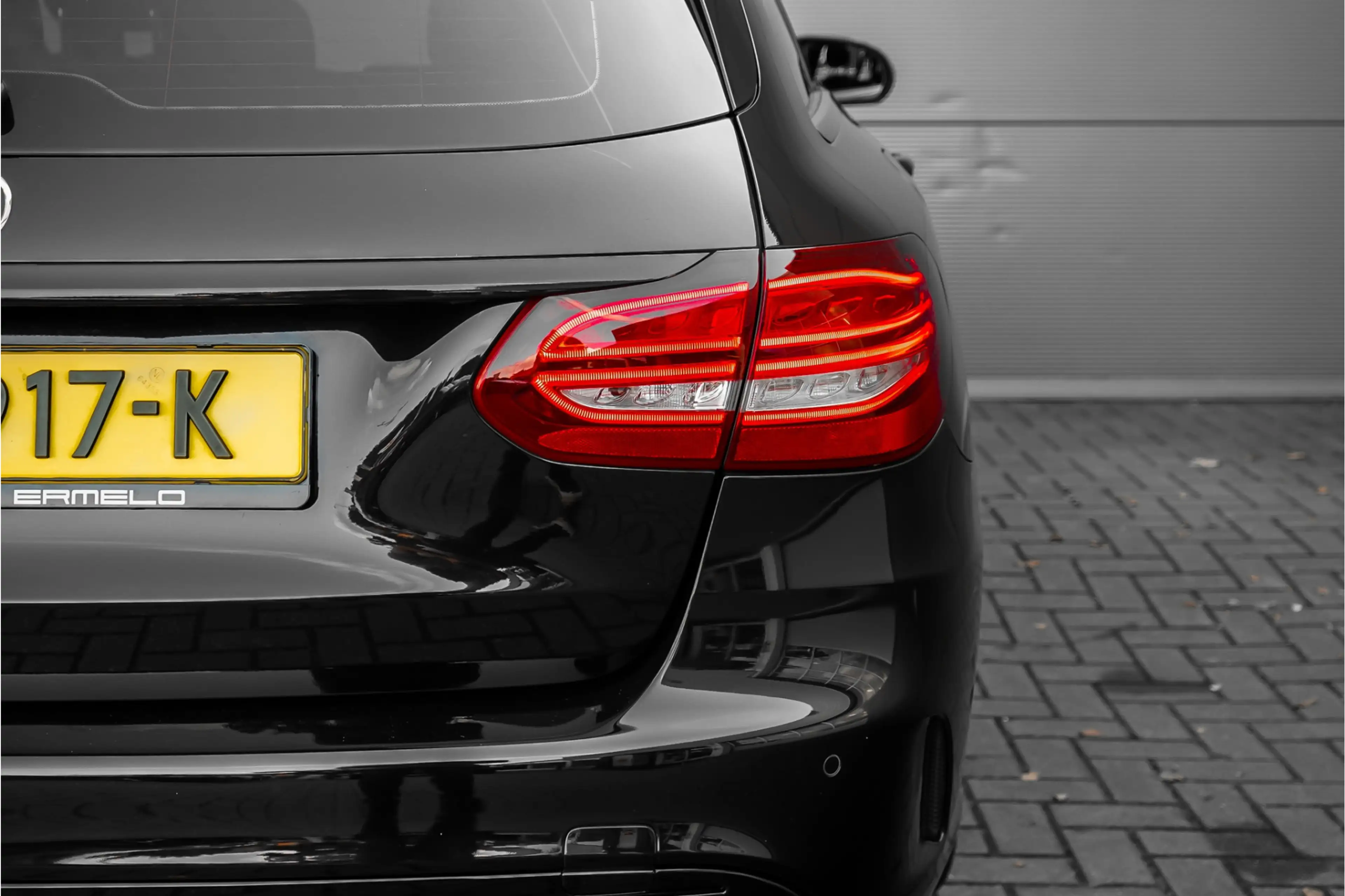 Mercedes-Benz C 400 Estate 4MATIC AMG Airmatic Pano ACC Burmester HUD — photo 16
