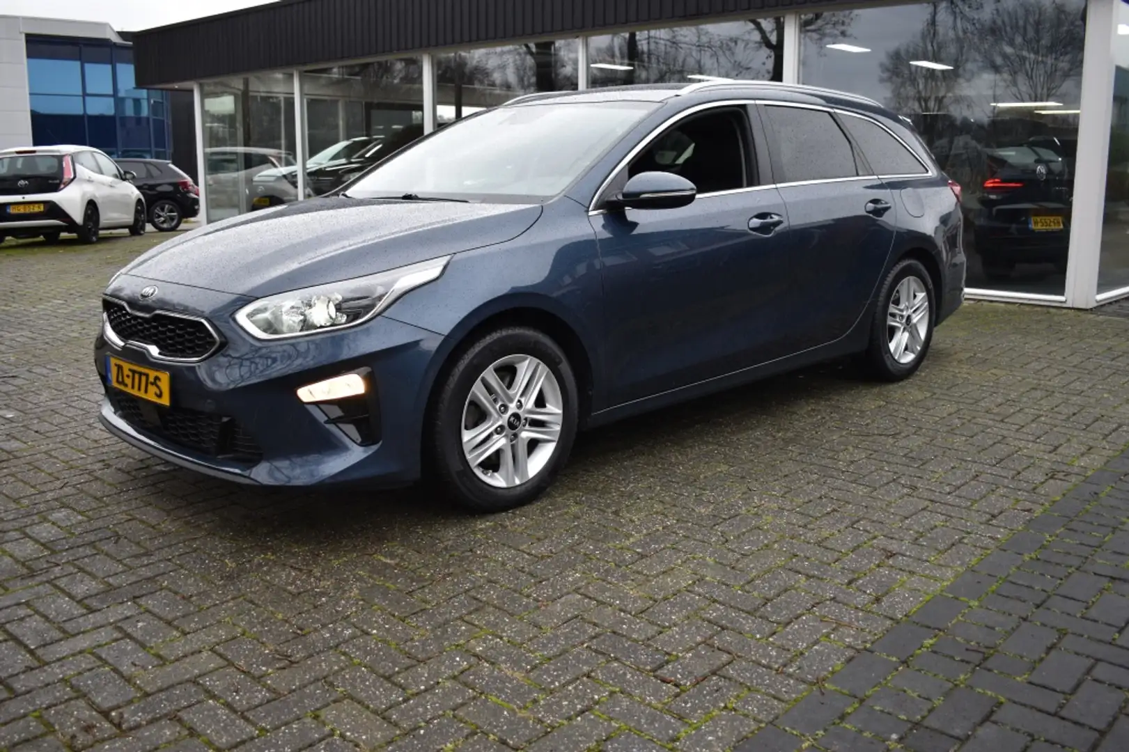 Kia Ceed SW / cee'd SW Sportswagon 1.4 T-GDi Dynamic.PlusLine. NAVI CAMER Blau - 1