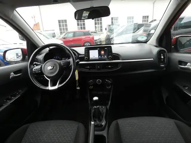 Kia Picanto view 8