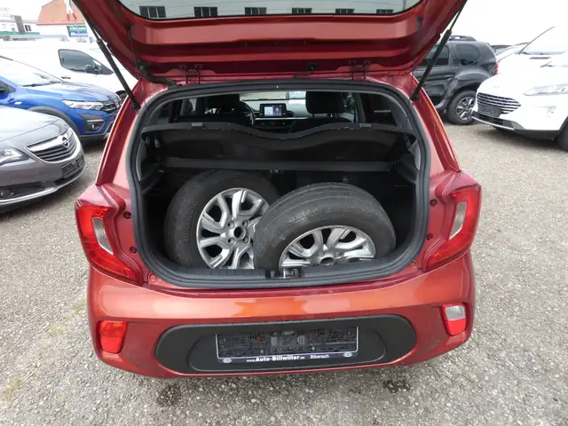 Kia Picanto view 6