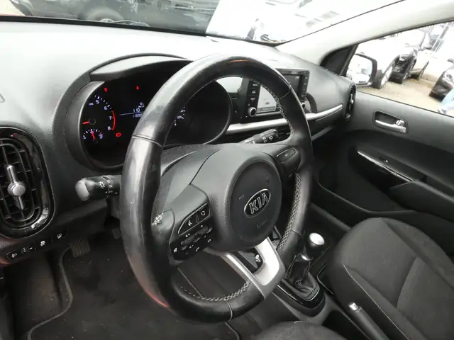 Kia Picanto view 11