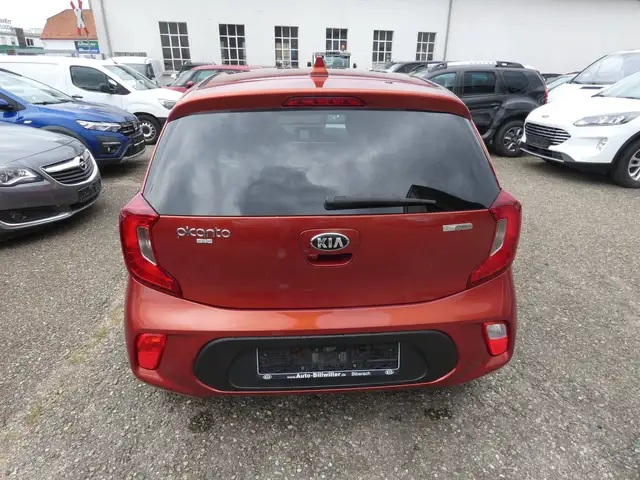 Kia Picanto view 5