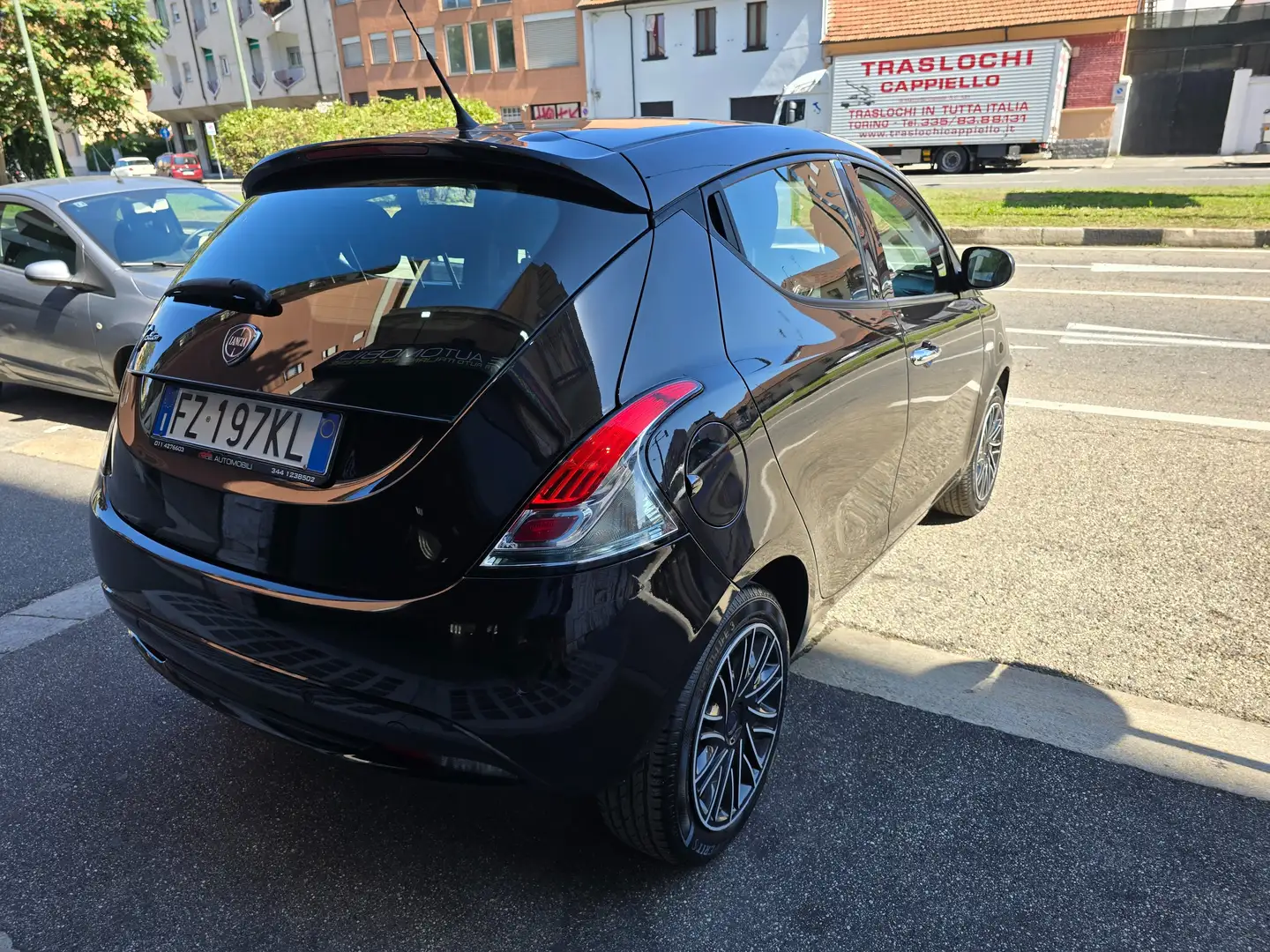 Lancia Ypsilon Ypsilon III 2015 1.2 Gold s Noir - 2