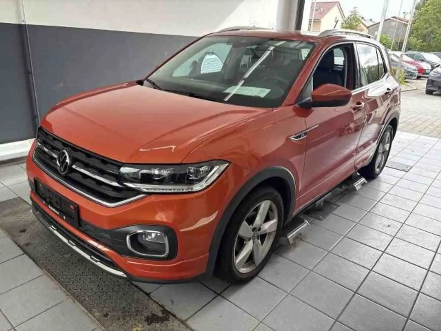 Volkswagen T-Cross 1.0TSI Style DSG R-Line Navi LED Kamera Oranje - 2