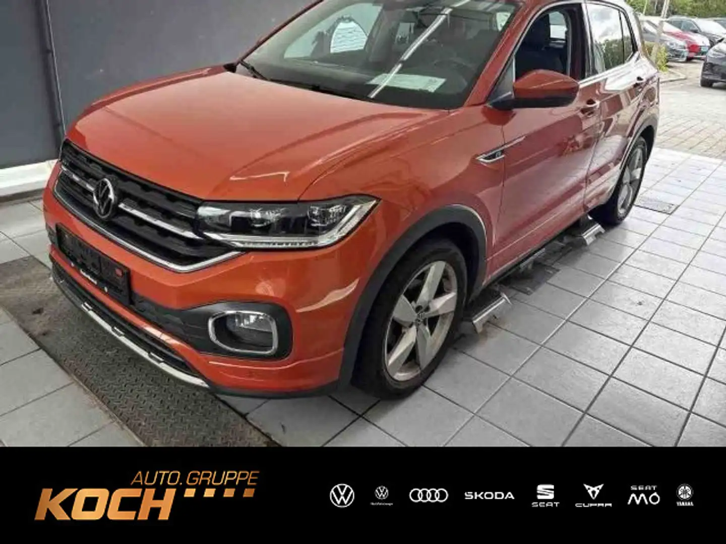 Volkswagen T-Cross 1.0TSI Style DSG R-Line Navi LED Kamera Oranje - 1