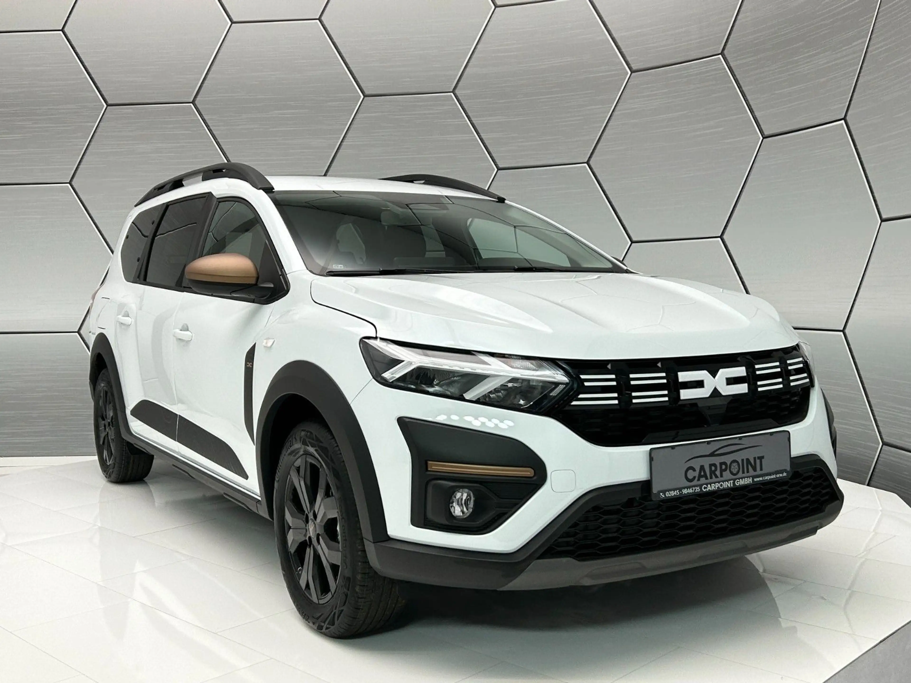 Dacia Jogger Extreme hybrid 155 7-Sitz. Winter Driving — photo 7