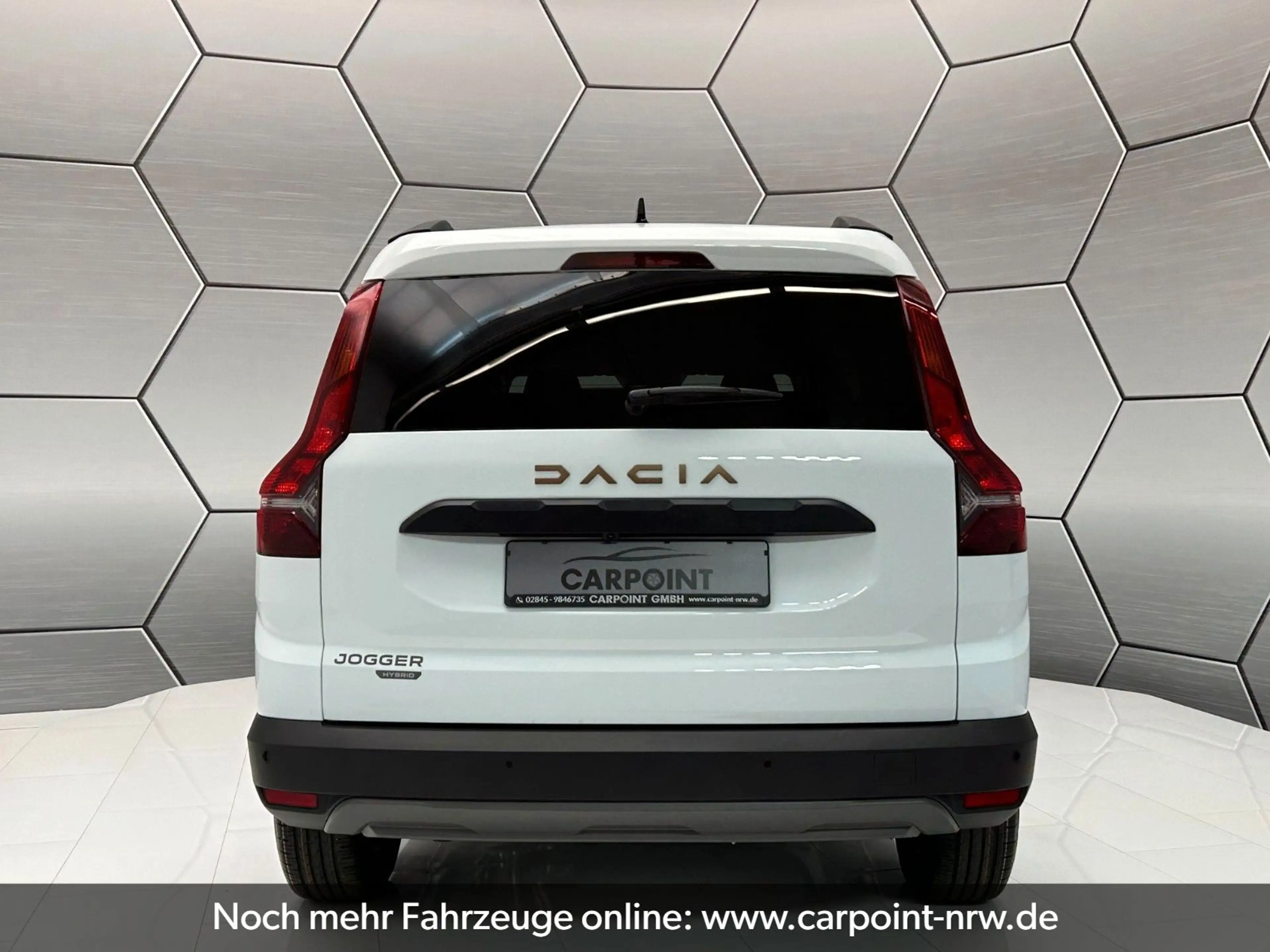 Dacia Jogger Extreme hybrid 155 7-Sitz. Winter Driving — photo 4