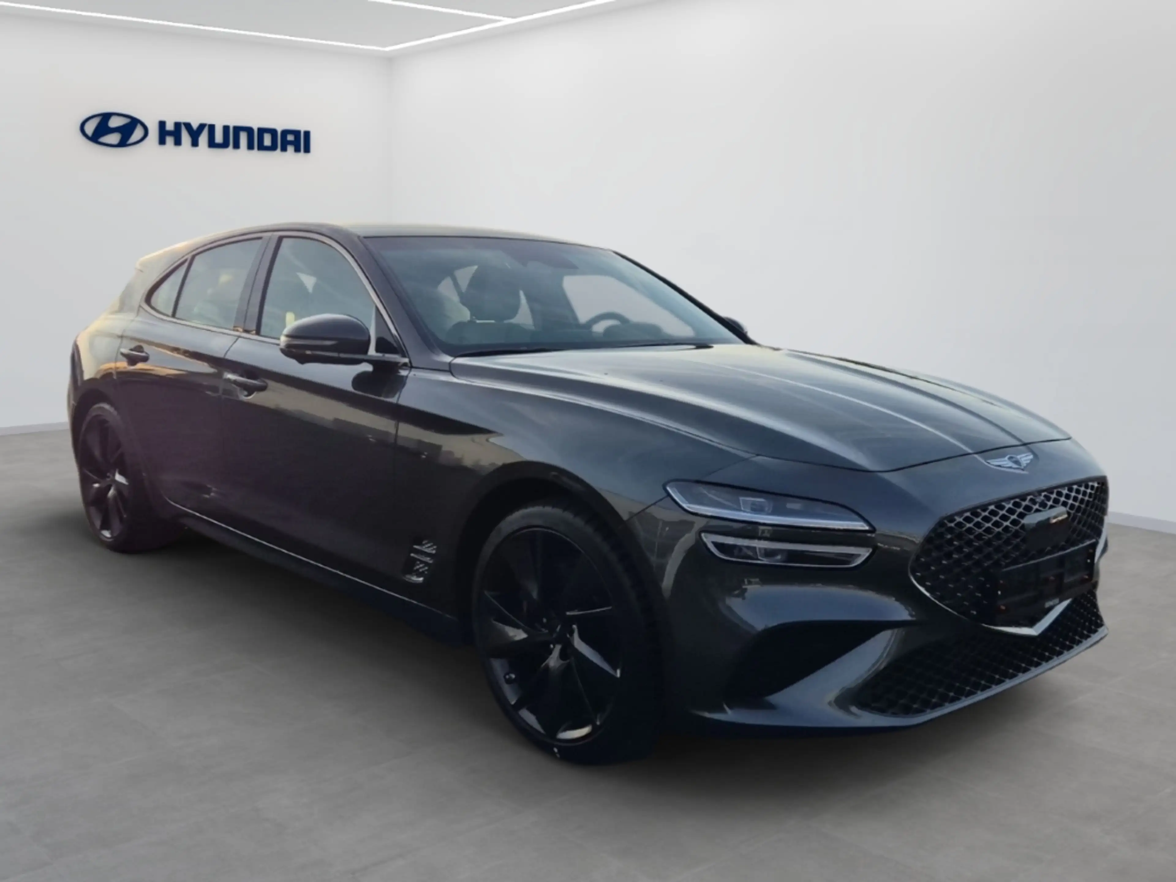 Genesis G70 Shooting Brake Sport — photo 2