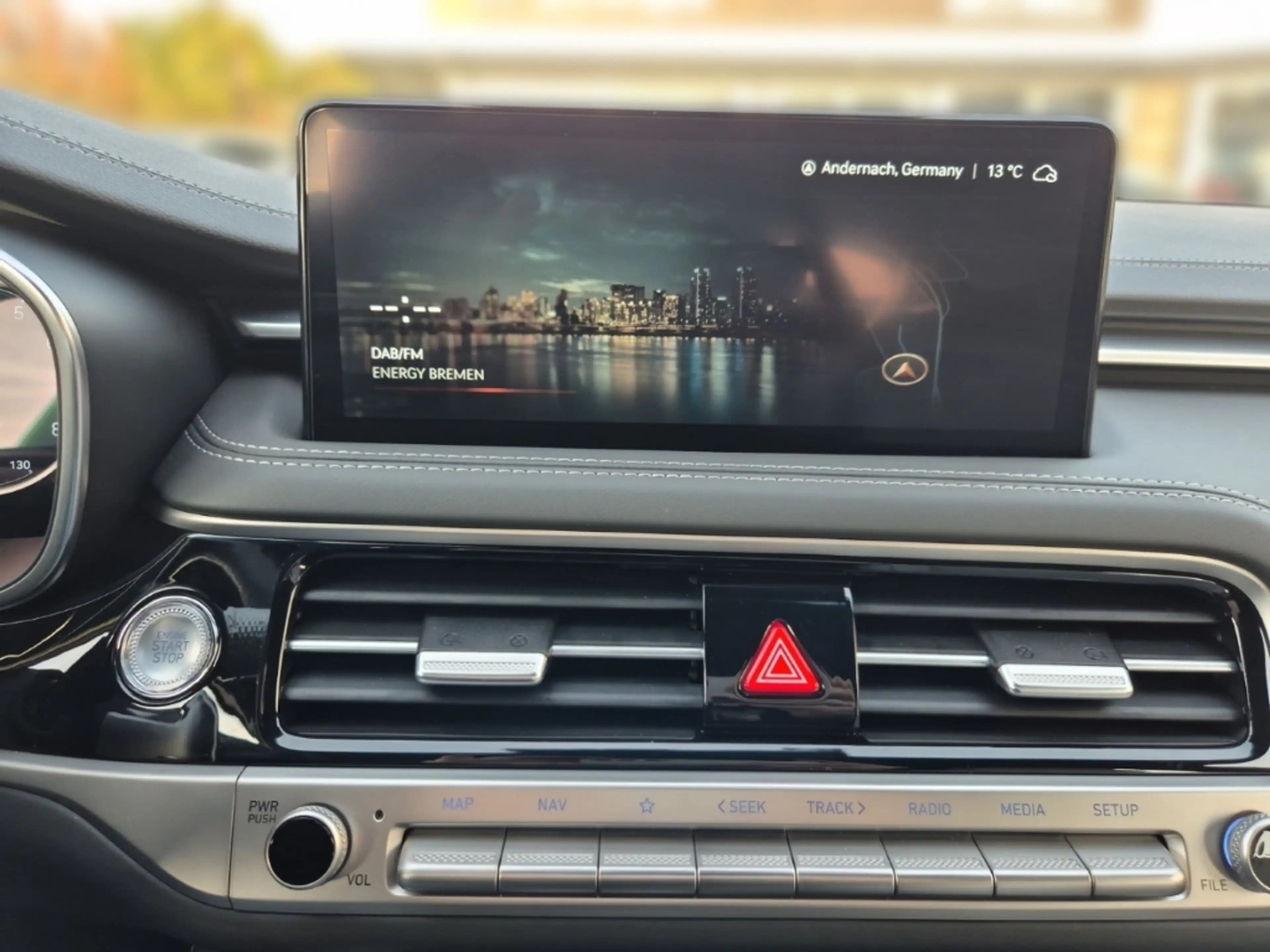 Genesis G70 Shooting Brake Sport — photo 10