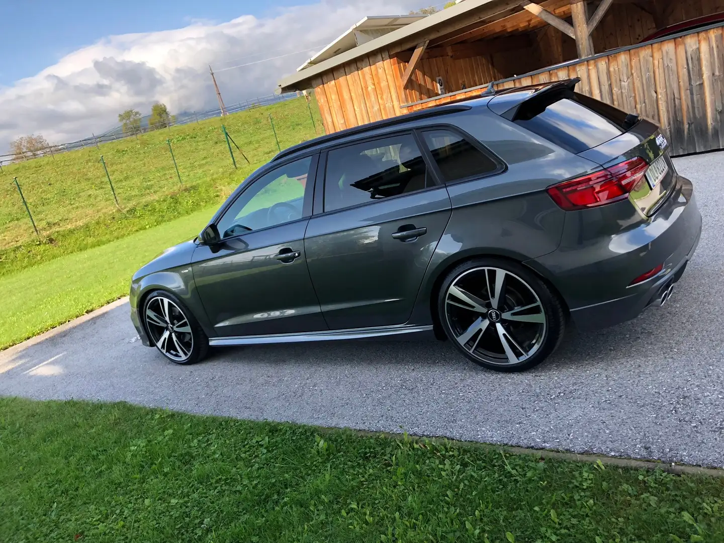 Audi A3 A3 SB 2,0 TDI Grau - 2