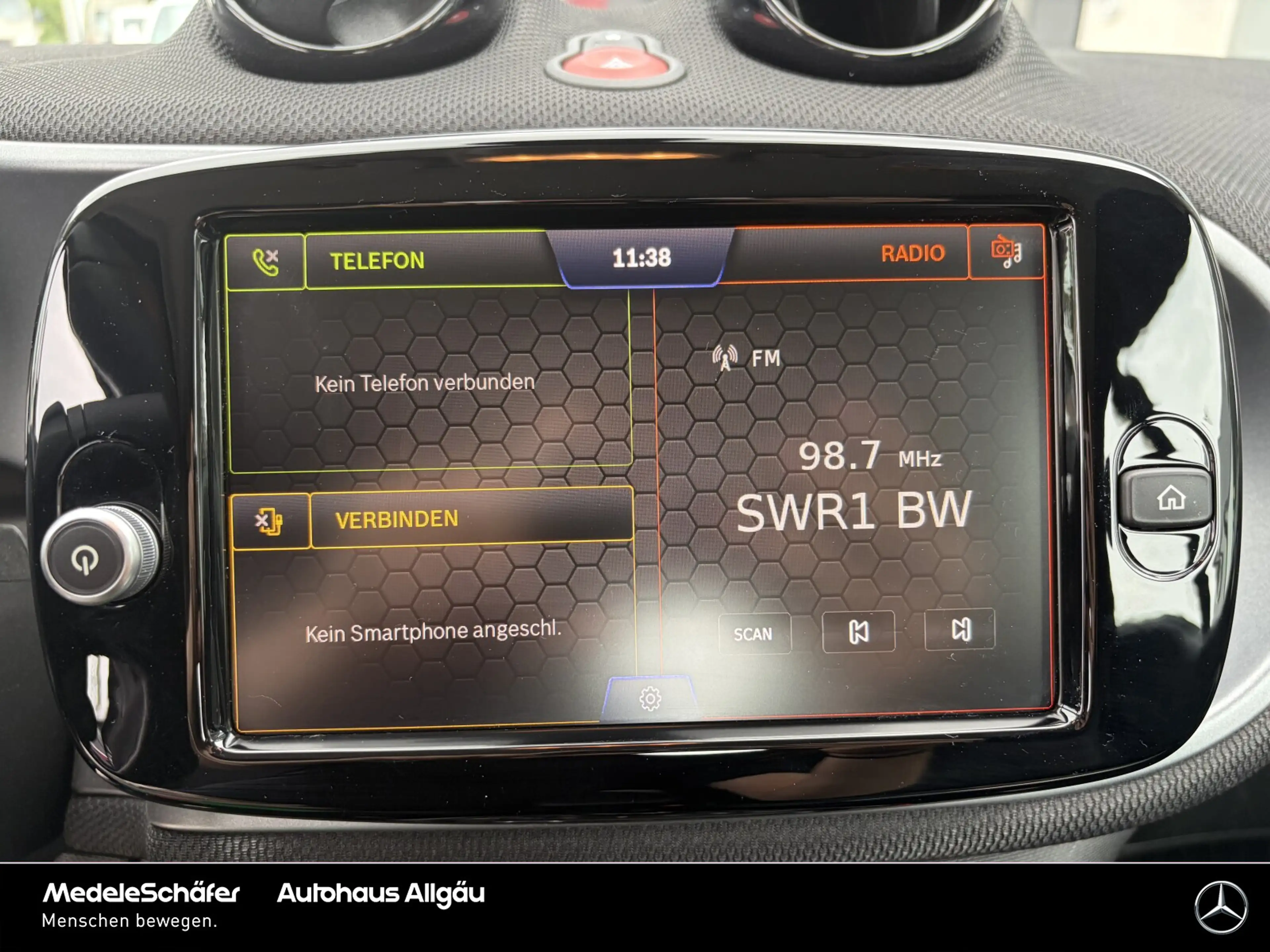 smart forTwo EQ fortwo cabrio Passion Sitzh Tempo PlusP 15"LM — photo 6