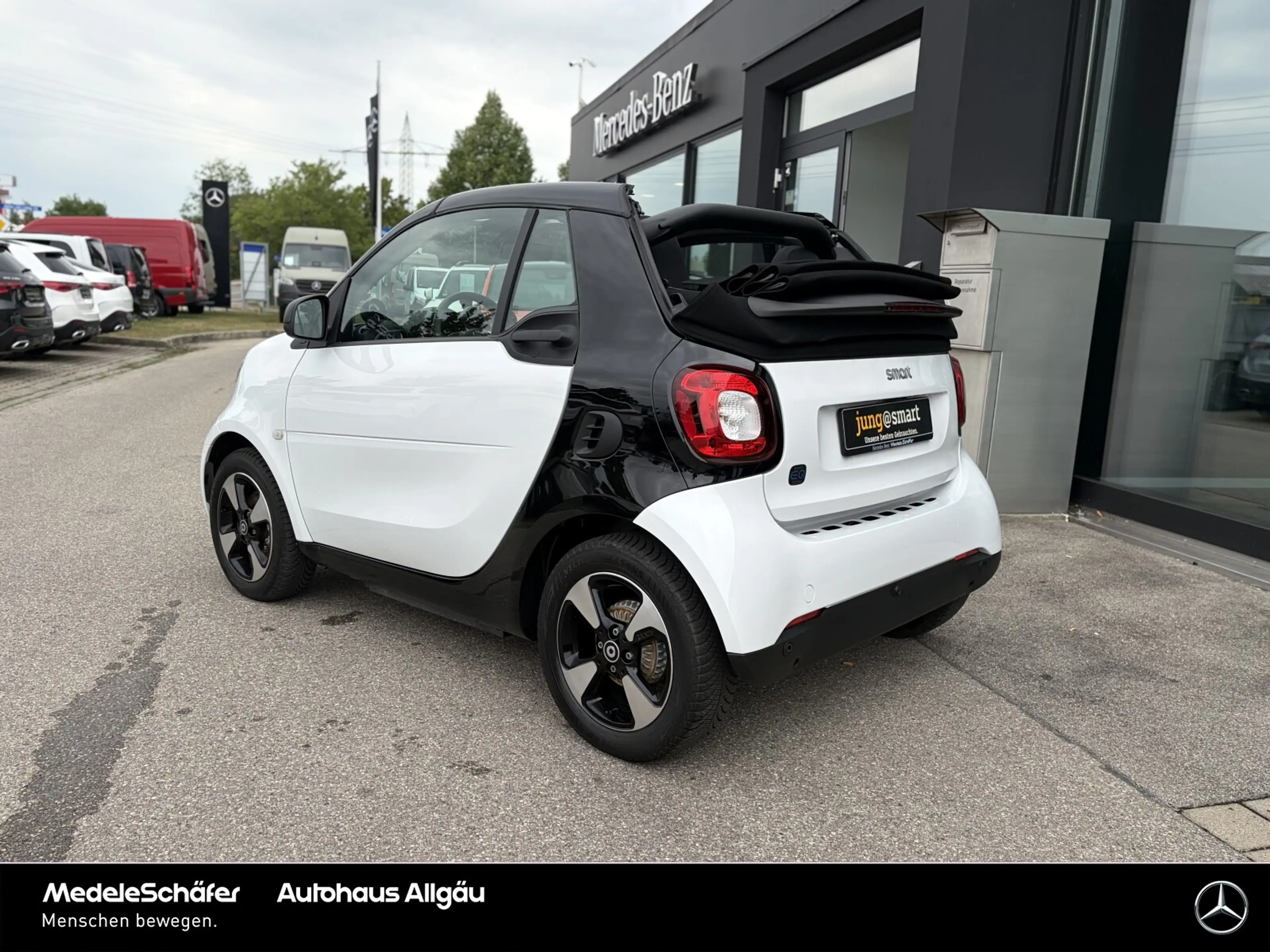 smart forTwo EQ fortwo cabrio Passion Sitzh Tempo PlusP 15"LM — photo 3
