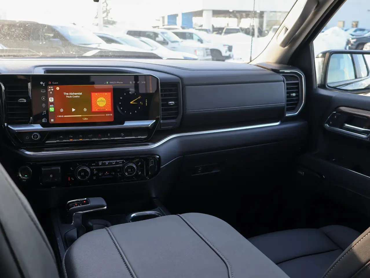 Chevrolet Silverado 1500 снимка Chevrolet Silverado 1500
