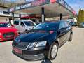 Skoda Octavia 1,6 TDI Ambition ACC Schwarz - thumbnail 1