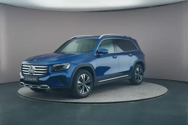 Mercedes-Benz GLB 180 Cars Cyber Edition