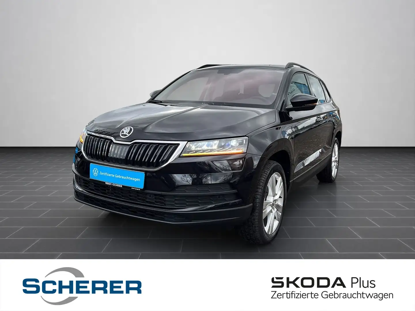 Skoda Karoq 1.5 TSI Style Pano+Standhz+LED+18"+App+Can Schwarz - 1