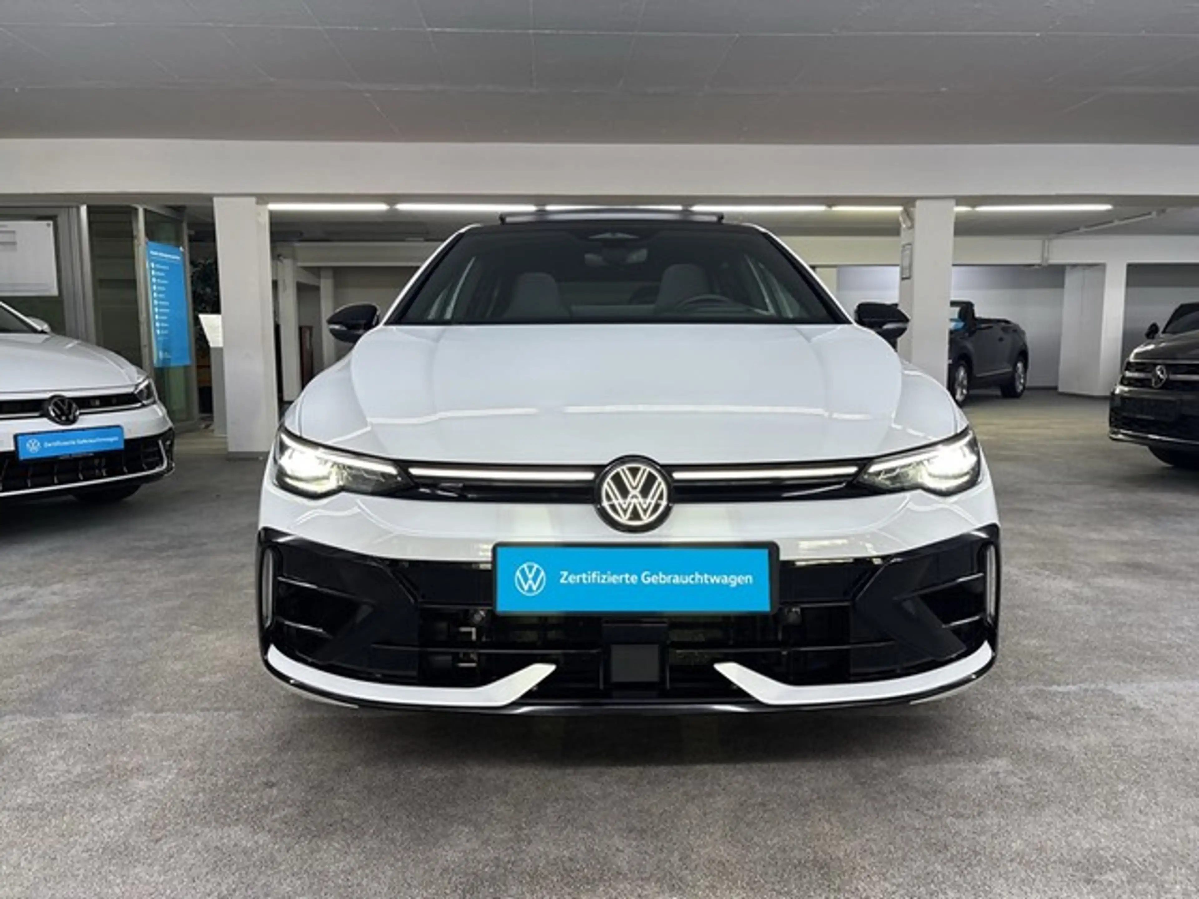 Volkswagen Golf R 2.0 TSI Black Edition 4M*Pano*Kamera*DCC* — photo 2