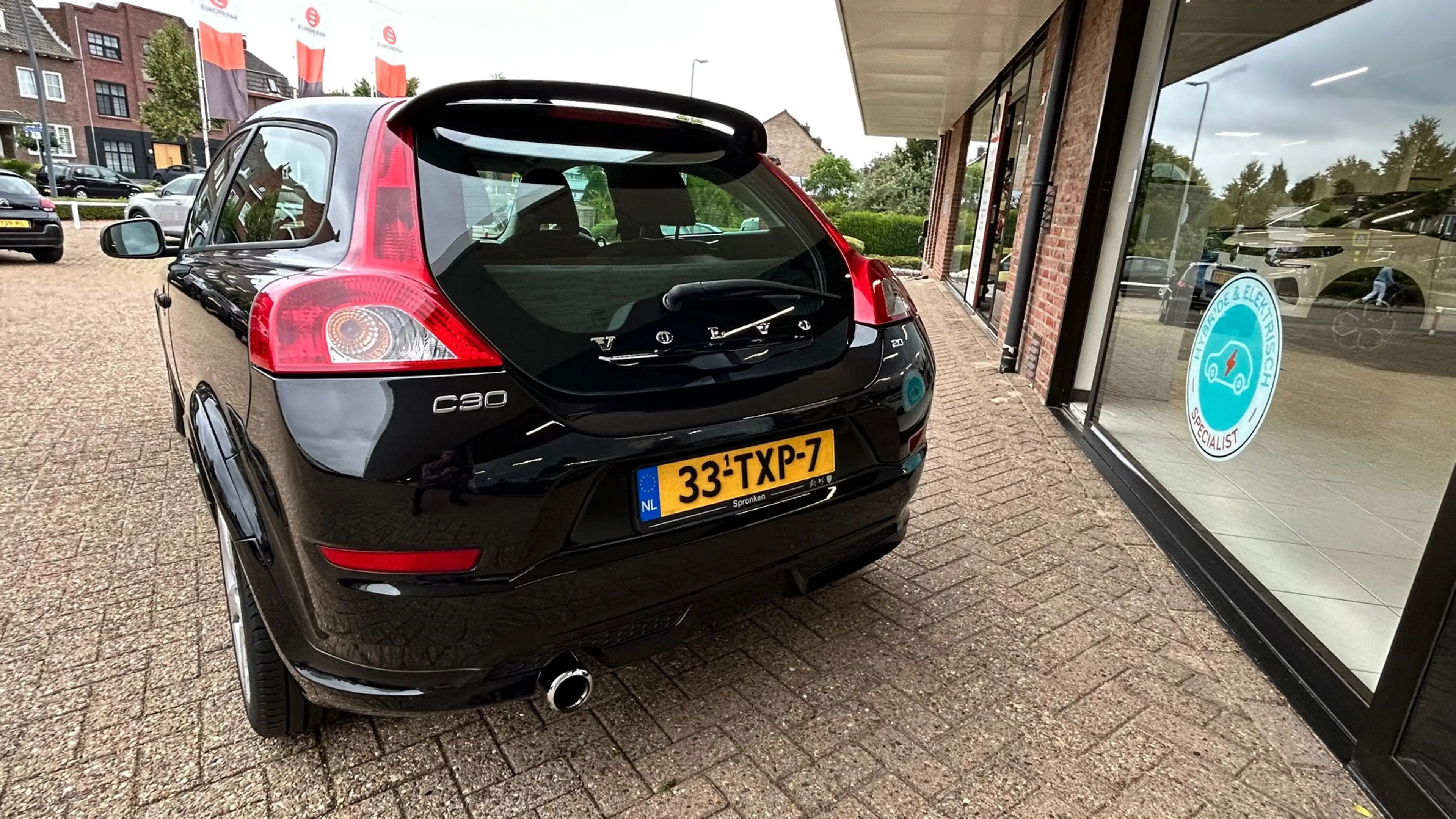 Volvo C30 2.0 R-Edition — photo 2