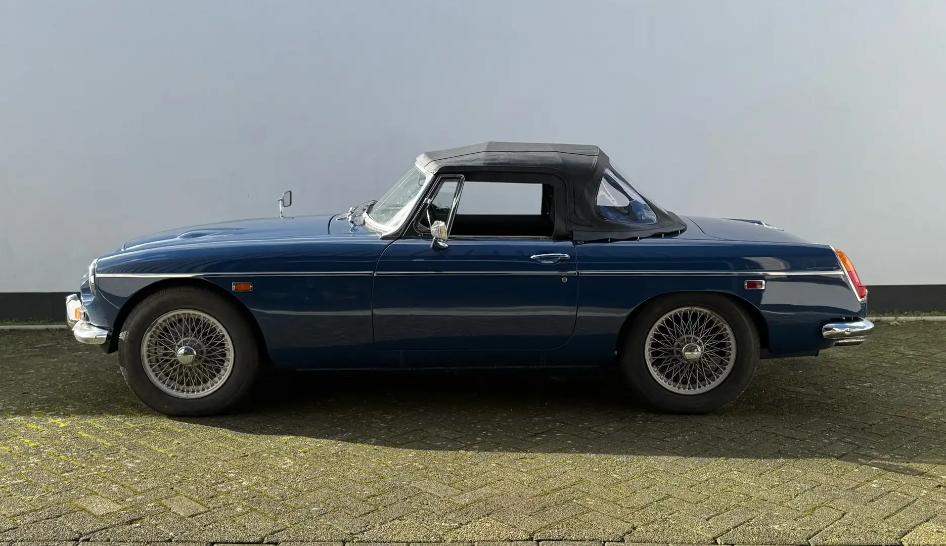 MG MGC 1969 - Straight Six - Automatic Albastru - 2