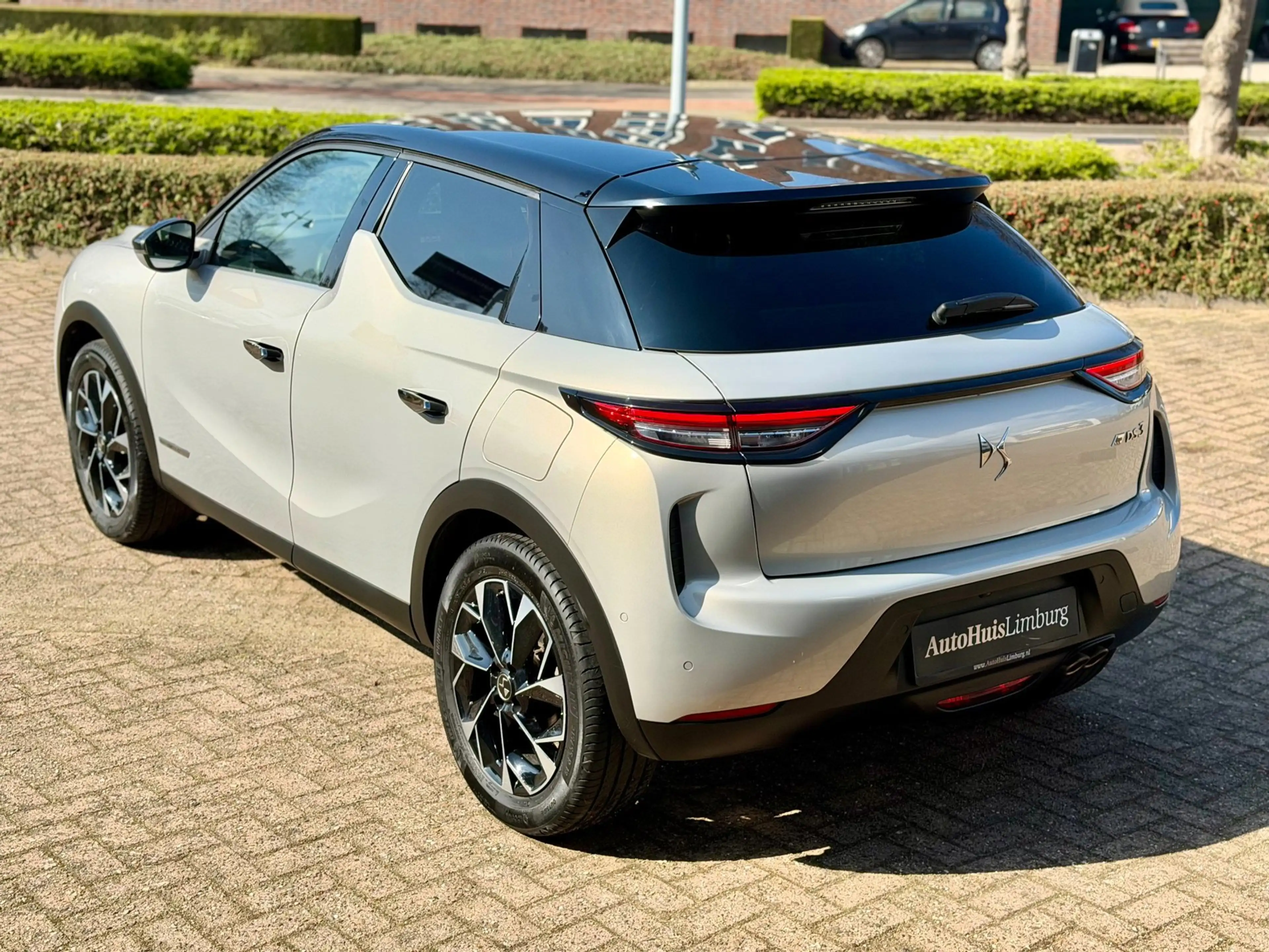 DS Automobiles DS 3 Crossback 1.2 PureTech Louvre|Camera|Leer|Nav|CarPlay|Unieke — photo 6