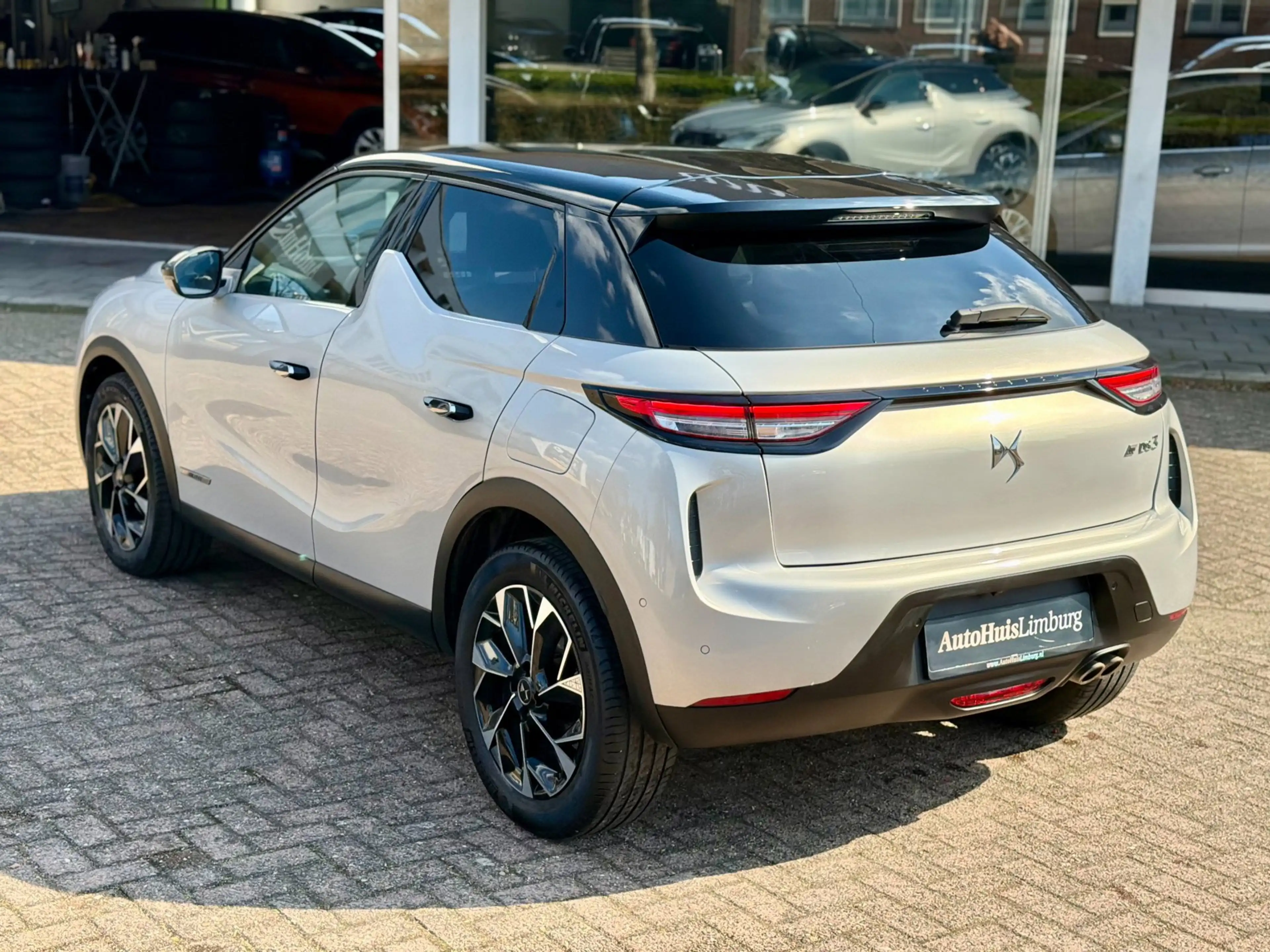 DS Automobiles DS 3 Crossback 1.2 PureTech Louvre|Camera|Leer|Nav|CarPlay|Unieke — photo 16