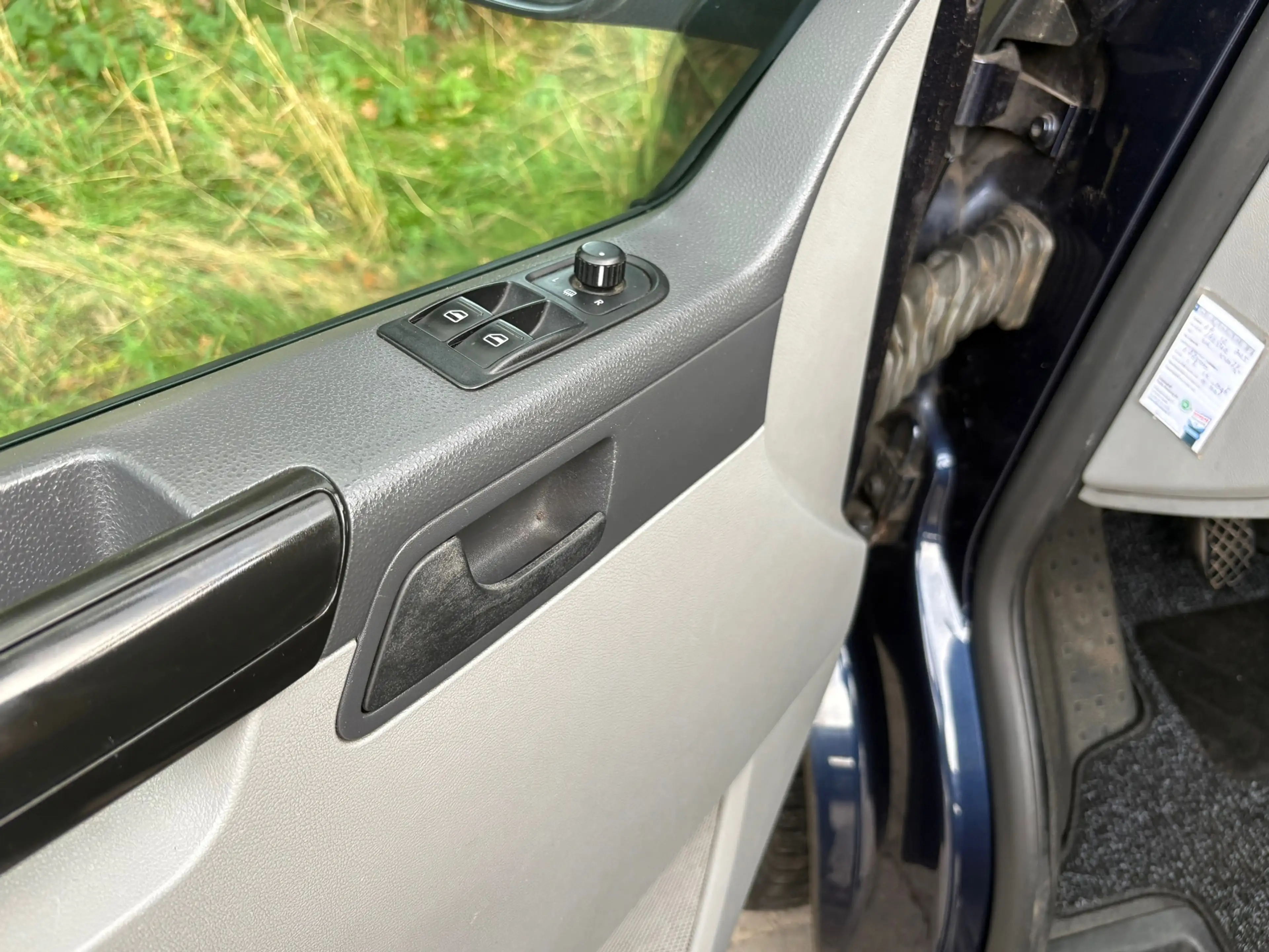 Volkswagen Transporter 2.0 TDI L1H1|NAP|140PK|trekhaak*2500KG*|airco|crui — photo 33