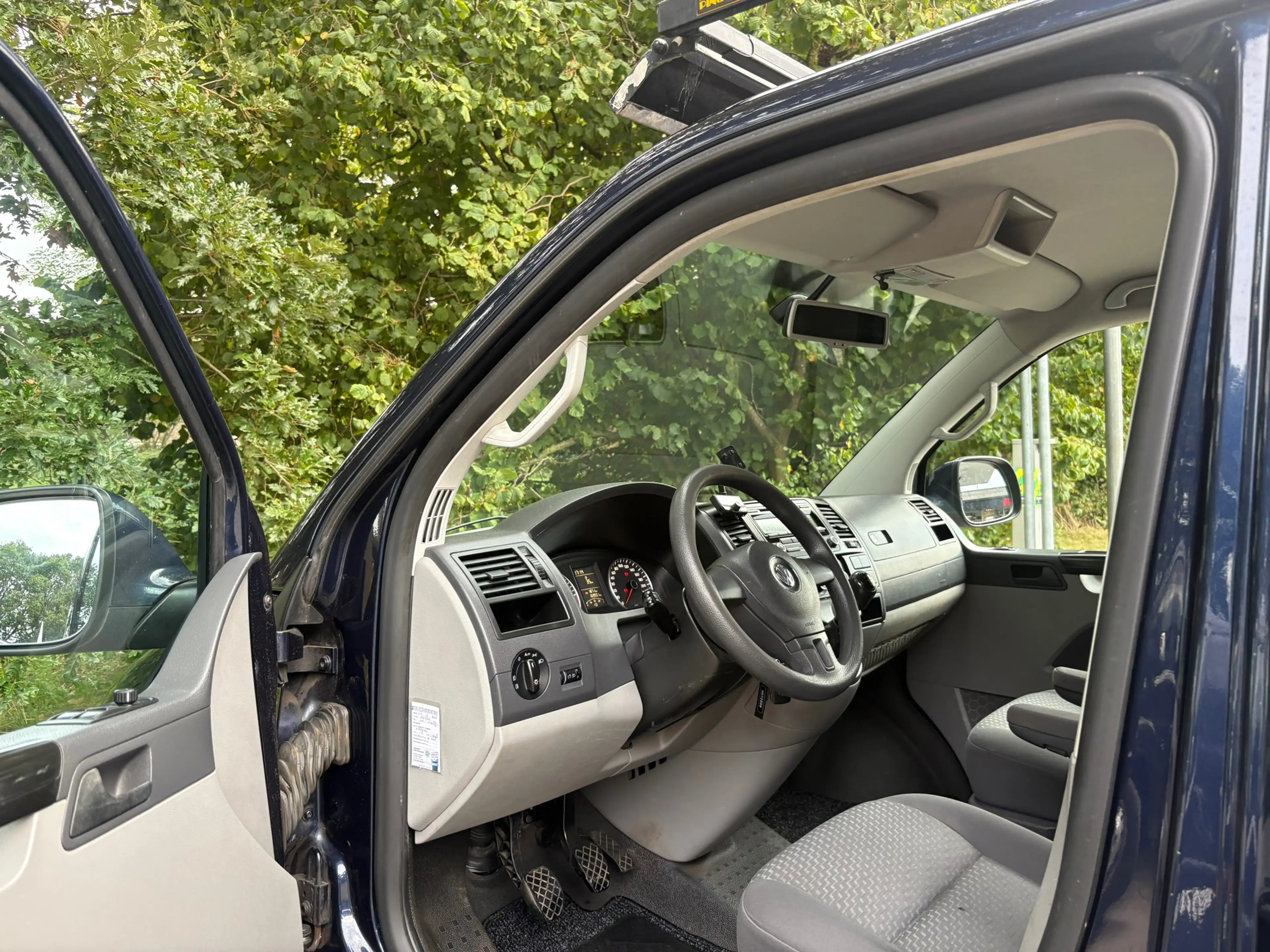 Volkswagen Transporter 2.0 TDI L1H1|NAP|140PK|trekhaak*2500KG*|airco|crui — photo 11