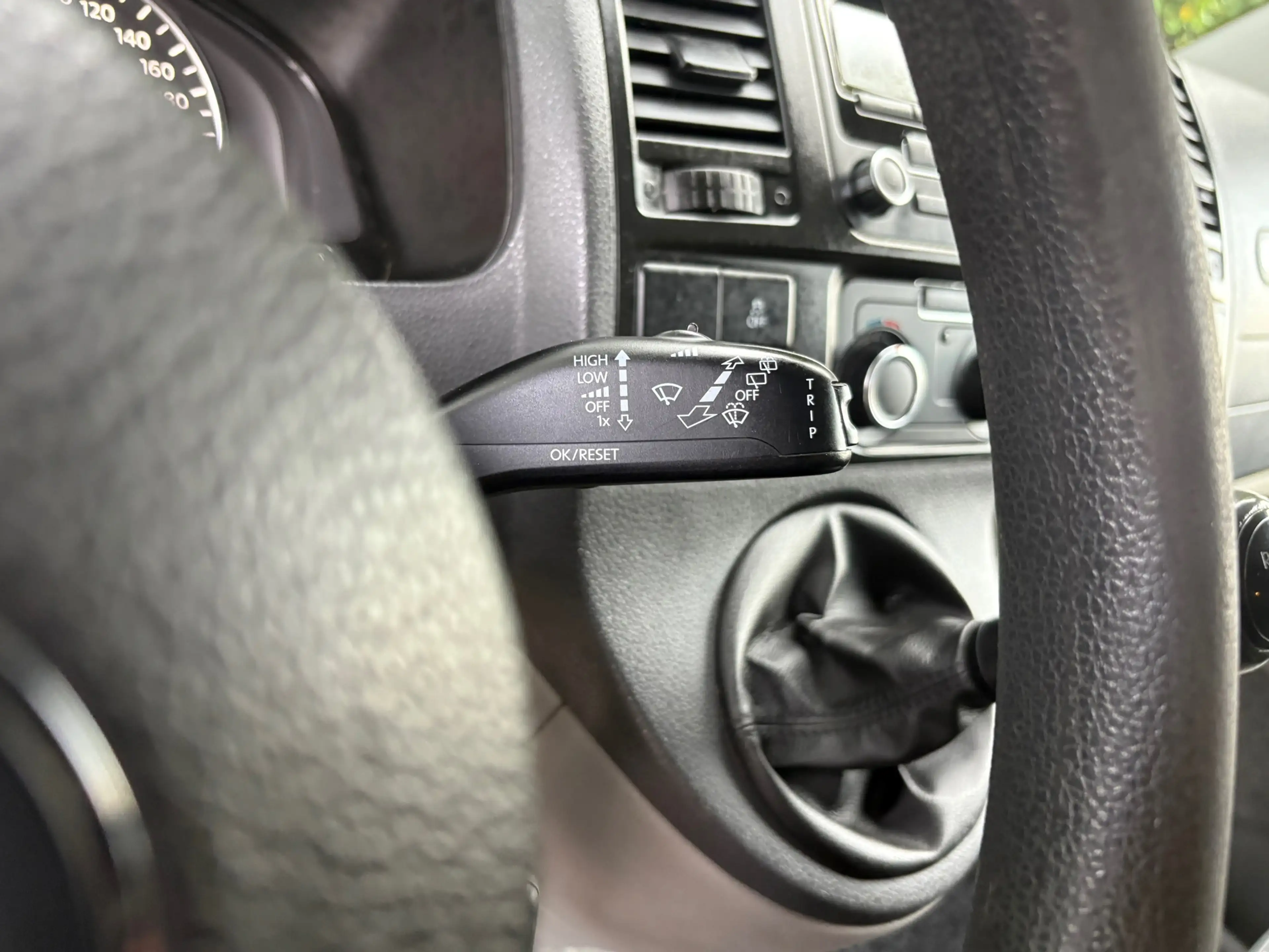Volkswagen Transporter 2.0 TDI L1H1|NAP|140PK|trekhaak*2500KG*|airco|crui — photo 34
