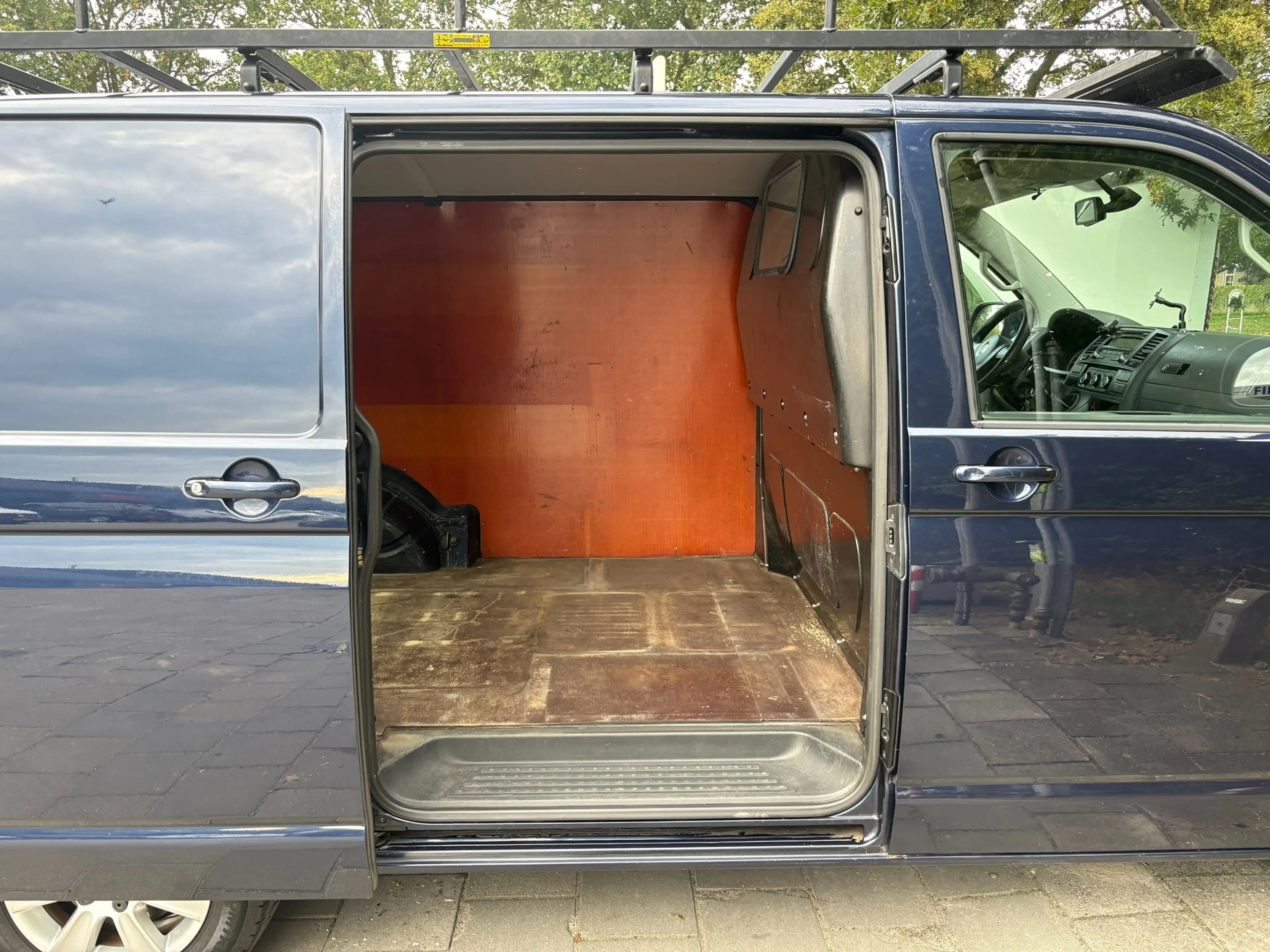 Volkswagen Transporter 2.0 TDI L1H1|NAP|140PK|trekhaak*2500KG*|airco|crui — photo 9