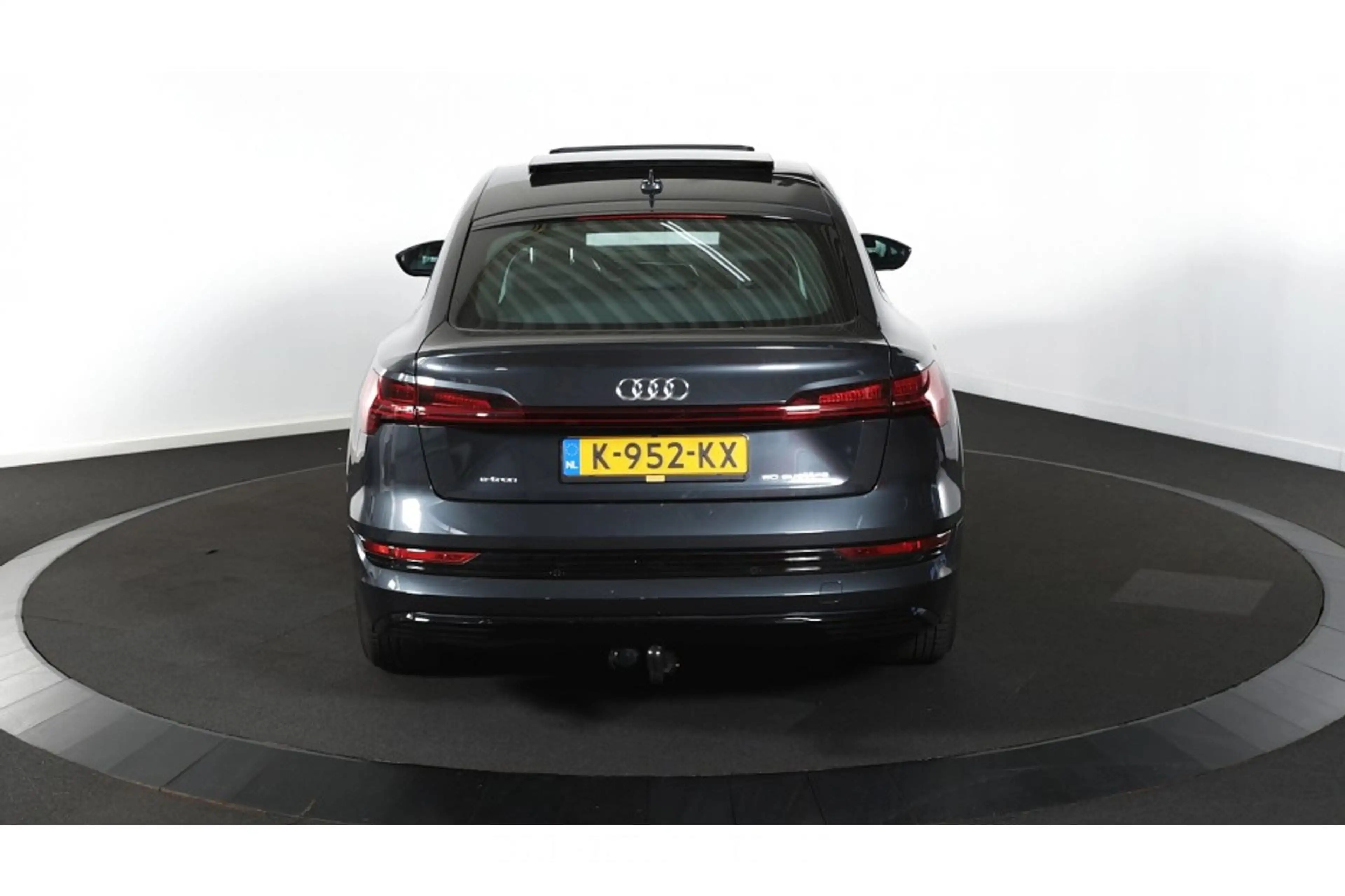 Audi e-tron 50 Quattro Business edition Plus 71 kWh — photo 5