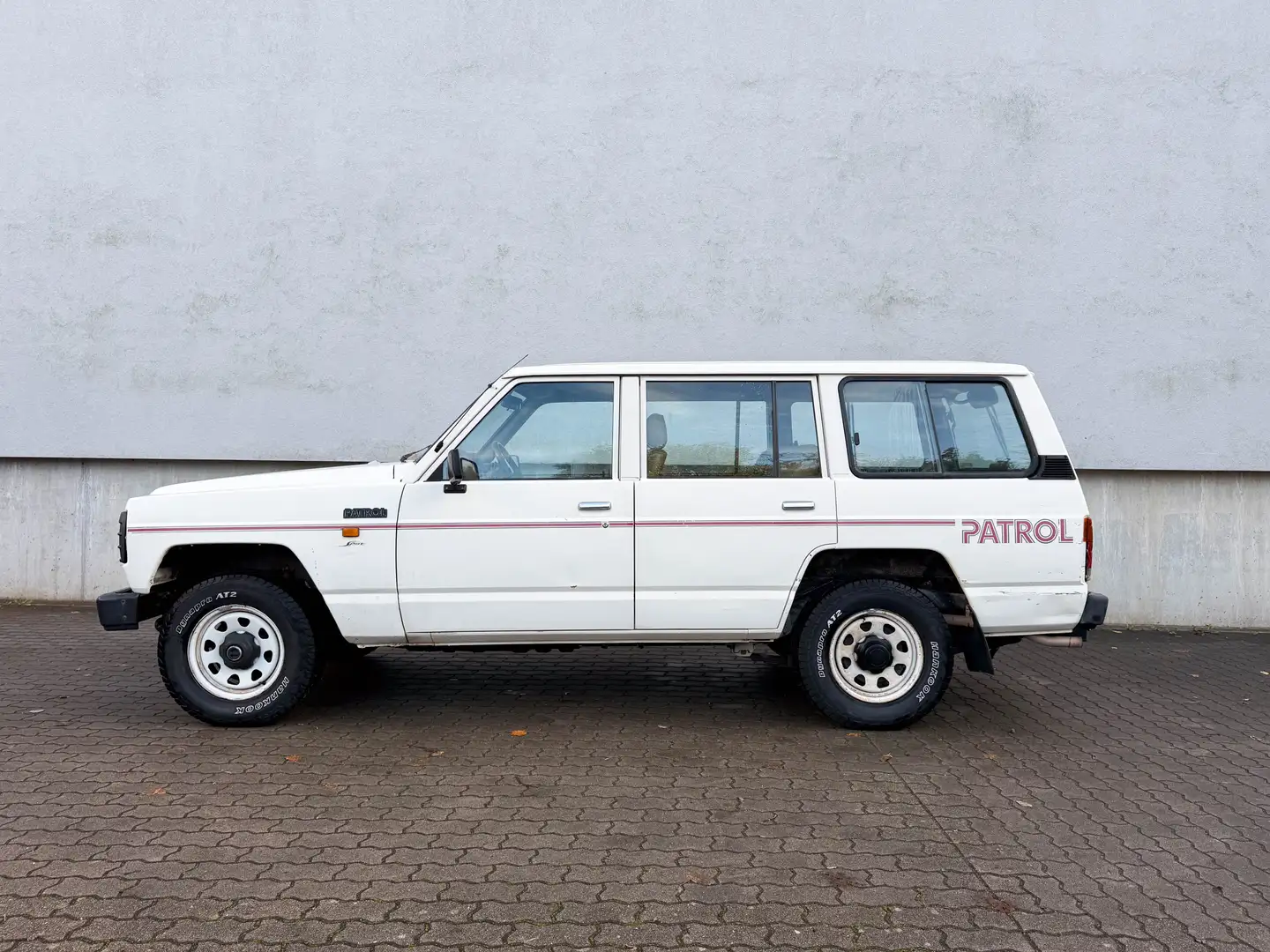 Nissan Patrol Patrol 260 3.3D SD33 rostfrei 7 Sitzer Weiß - 2