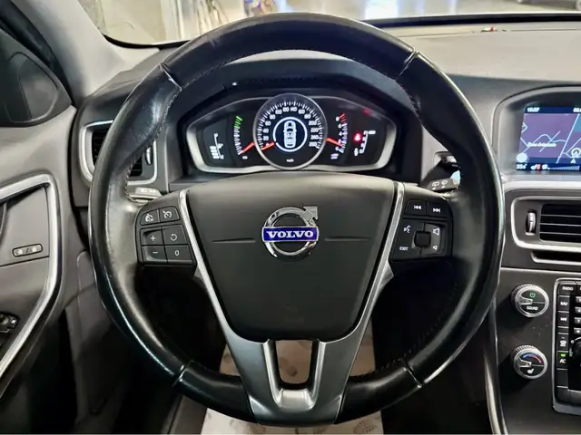 Volvo V60 view 7