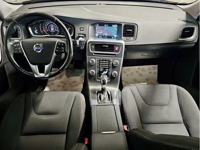 Volvo V60 view 6