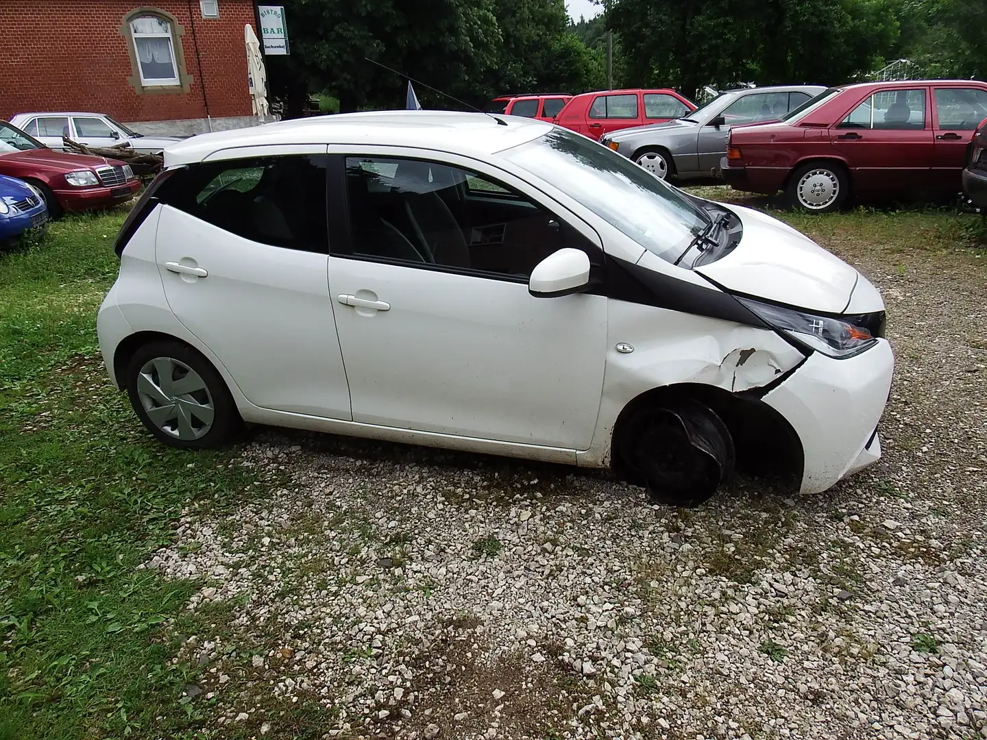 Toyota Aygo x Blanc - 1