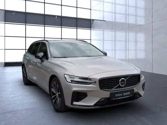 Volvo V60 view 8