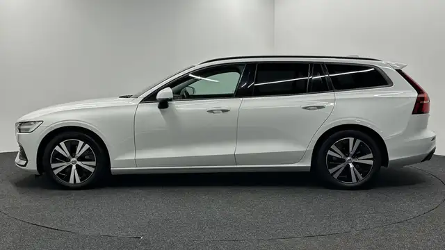 Volvo V60 view 8
