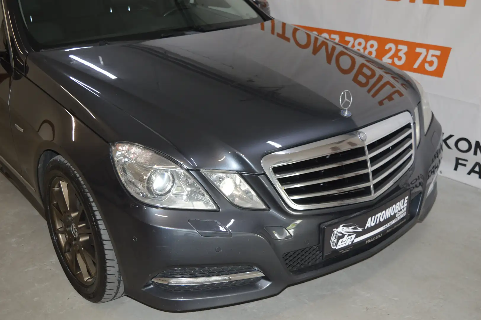 Mercedes-Benz E 200 CDI **2.Besitz**viele Neuteile**Pickerl 10/26** Grau - 2