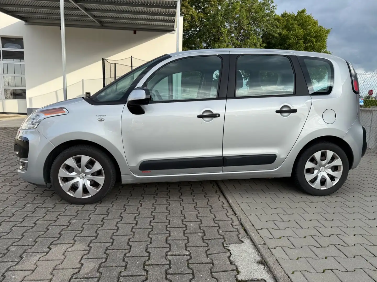 Citroen C3 Picasso Tendance EINPARKHILFE*KLIMA* - 2