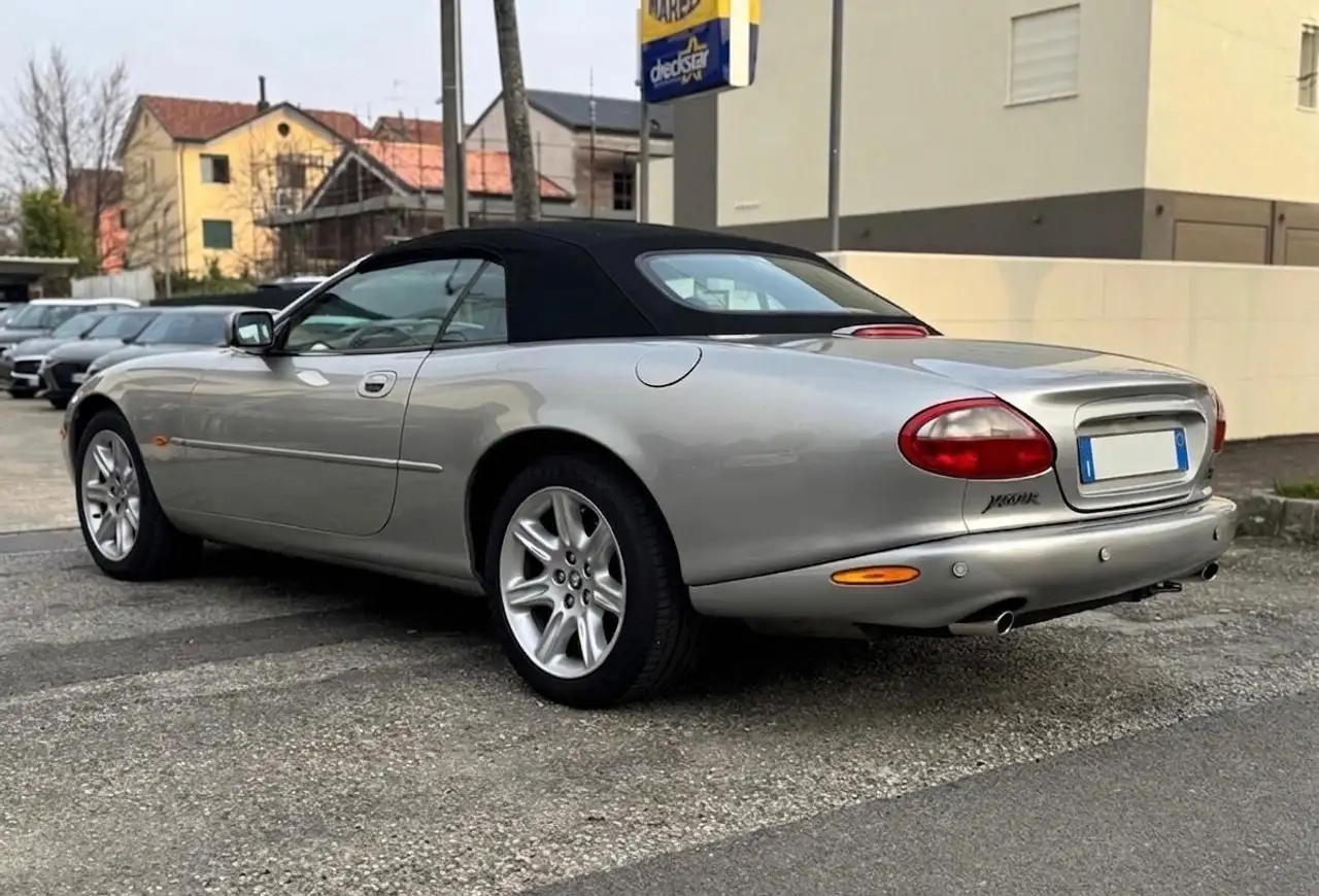 Jaguar XK8 Convertible 4.0, foto 2