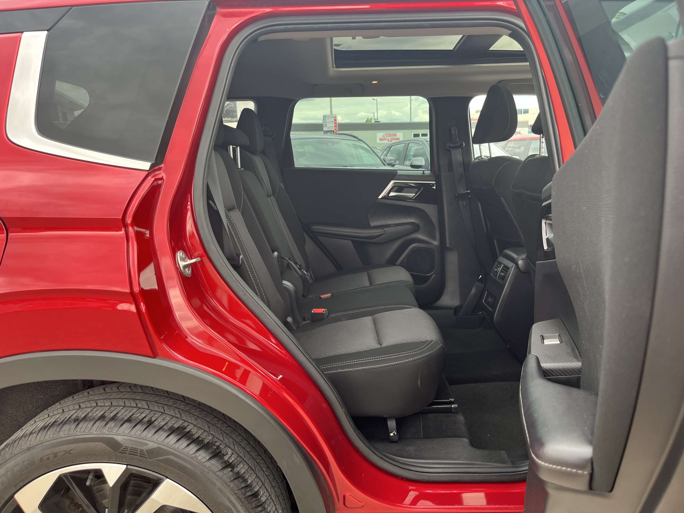 2023 Mitsubishi Outlander