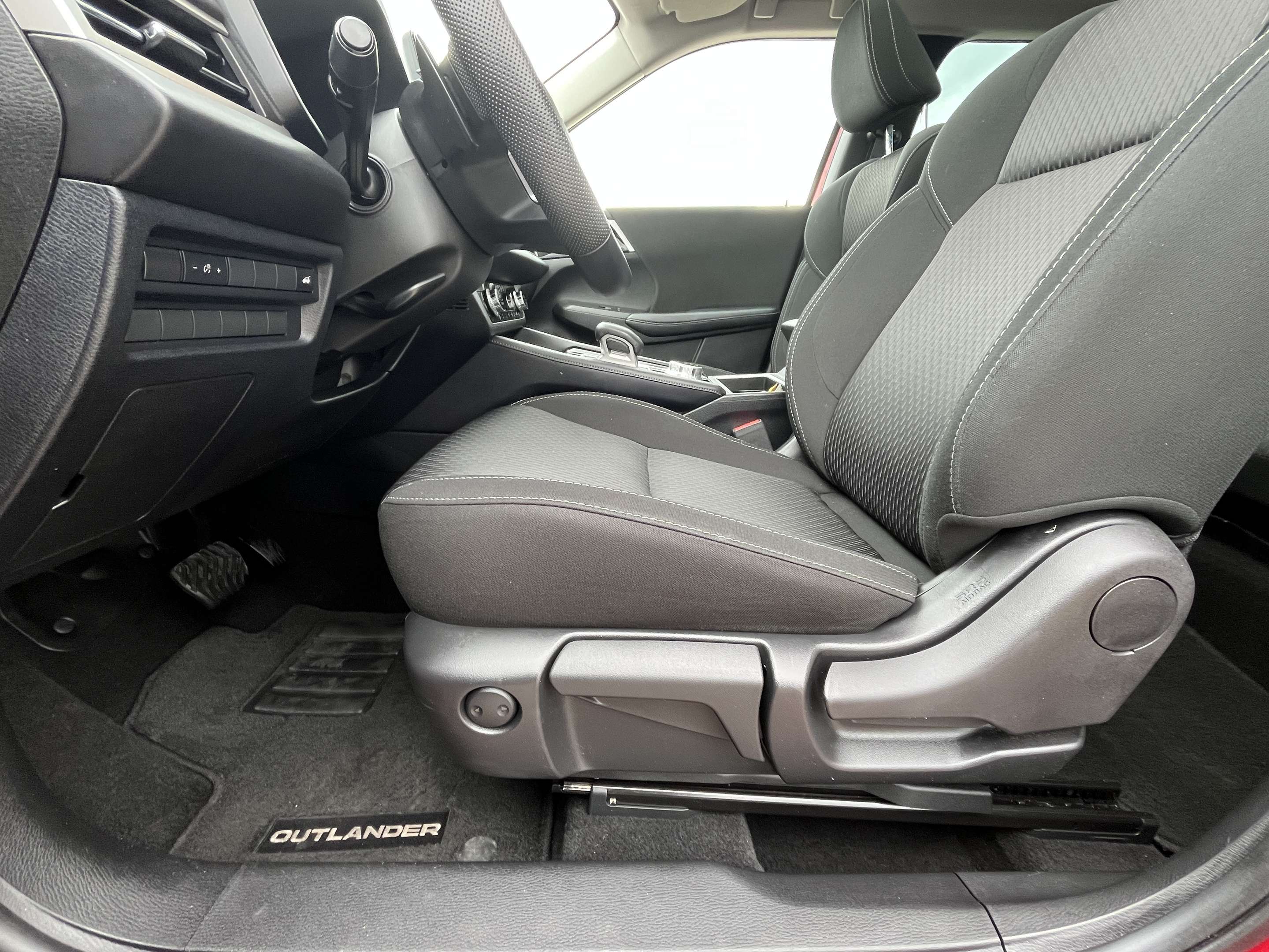 2023 Mitsubishi Outlander