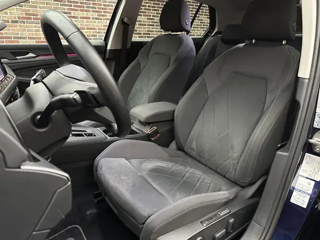Volkswagen Golf view 14
